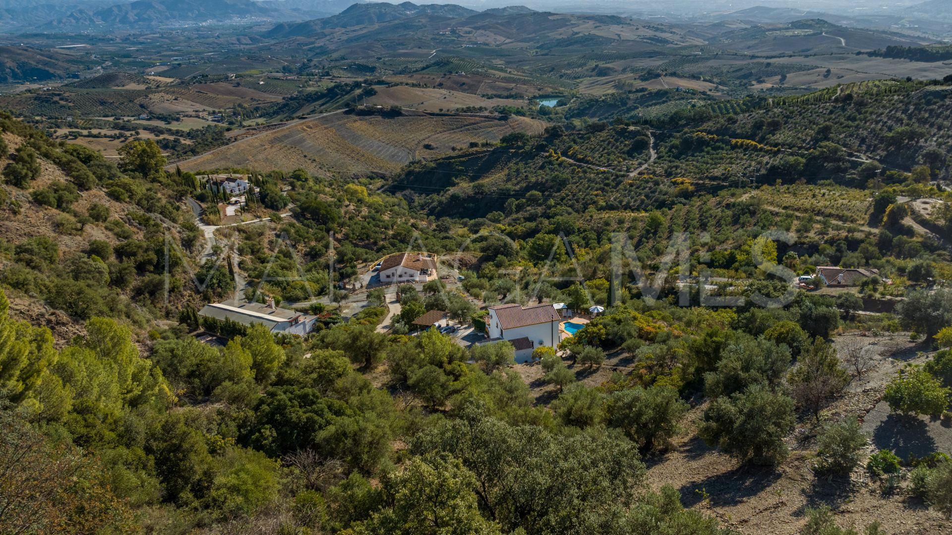 Casarabonela, casa de campo a la venta