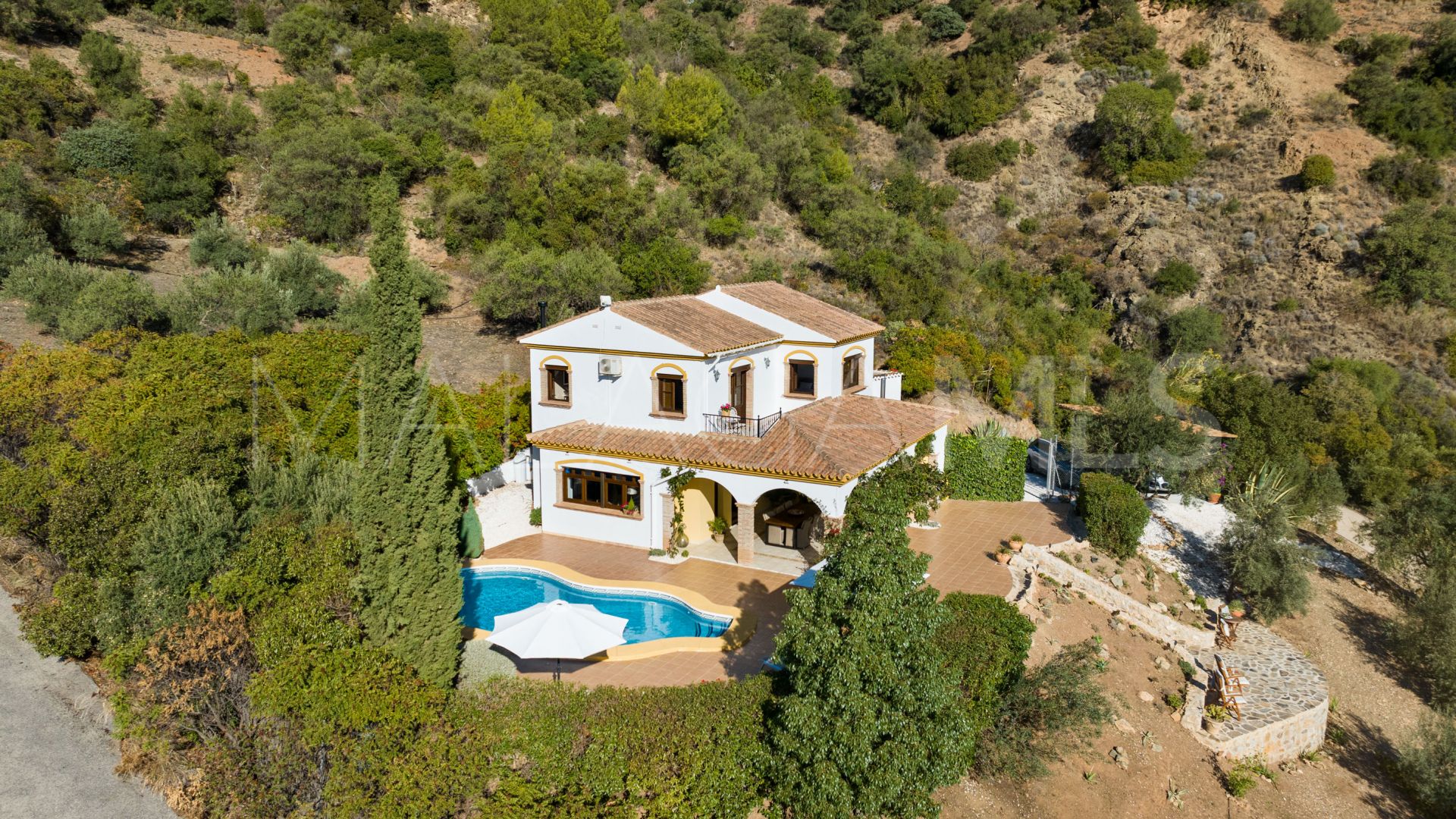 Maison de campagne for sale in Casarabonela