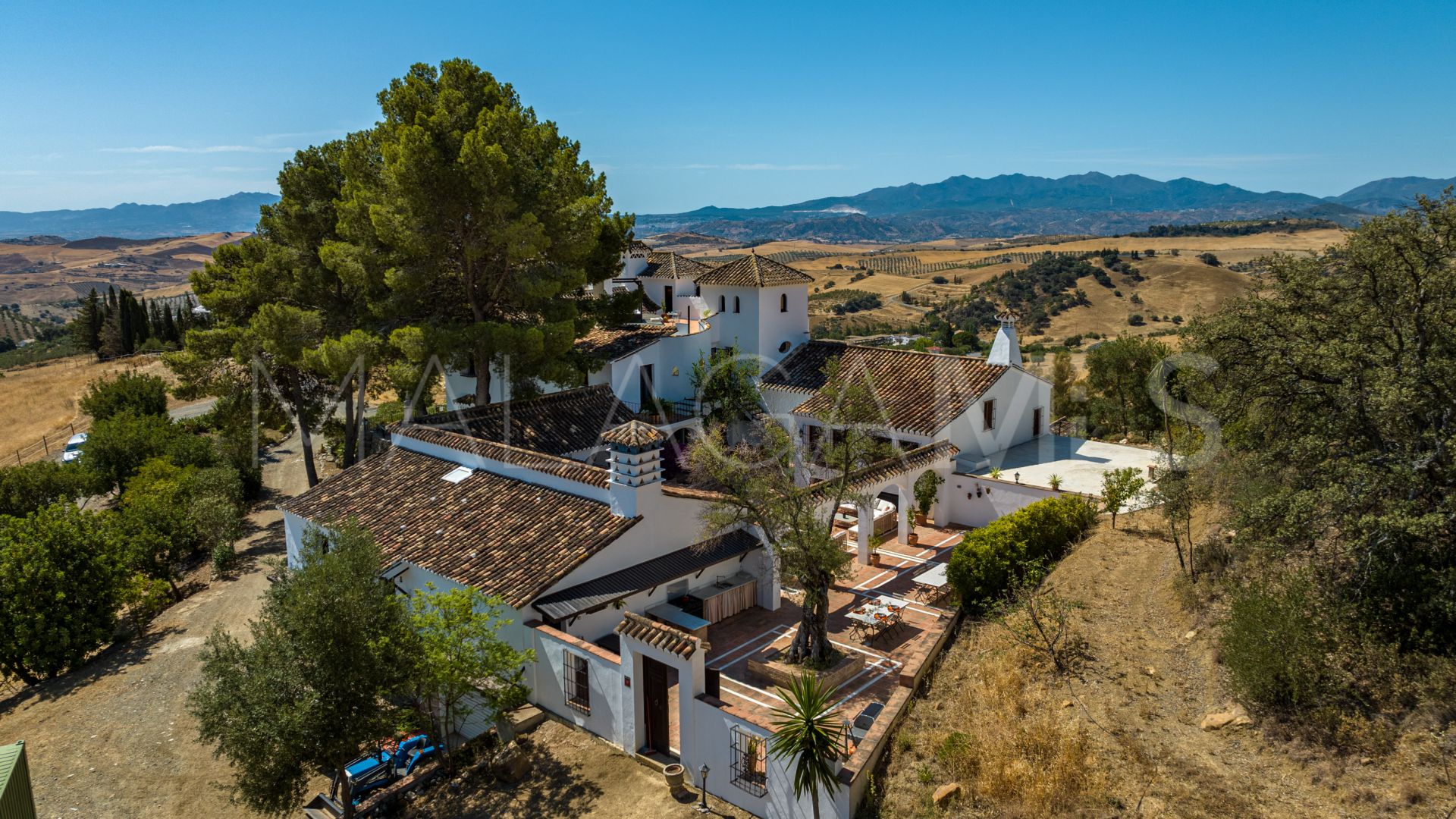 Cortijo for sale in Casarabonela