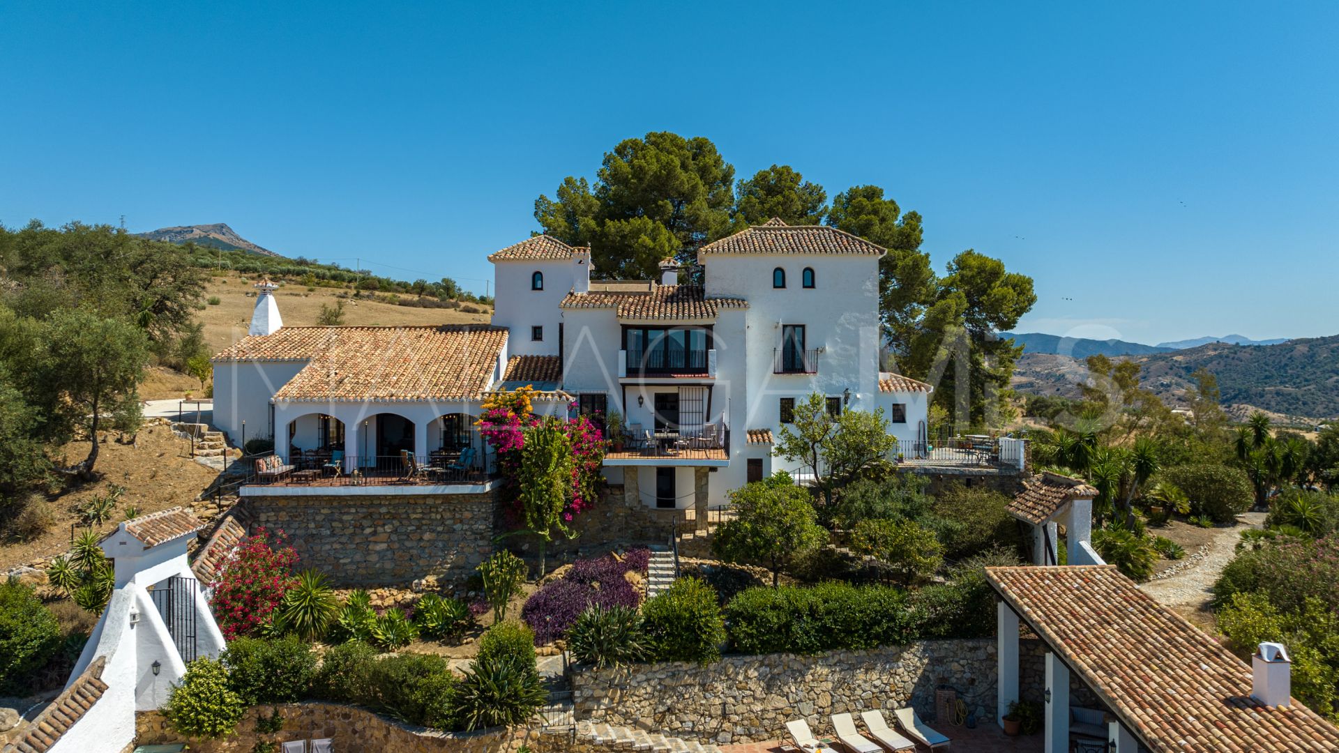 Cortijo for sale in Casarabonela