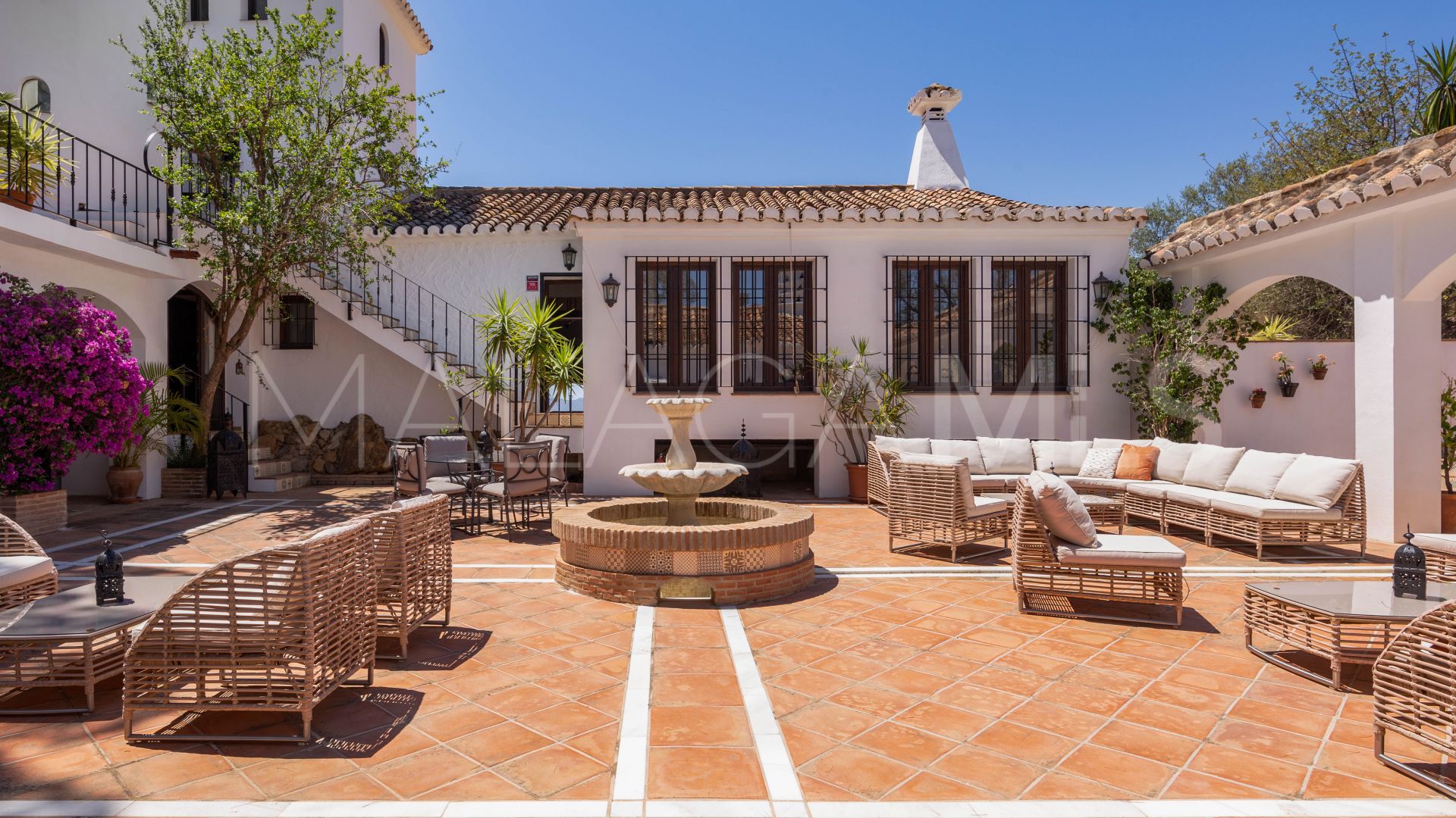 Buy cortijo in Casarabonela