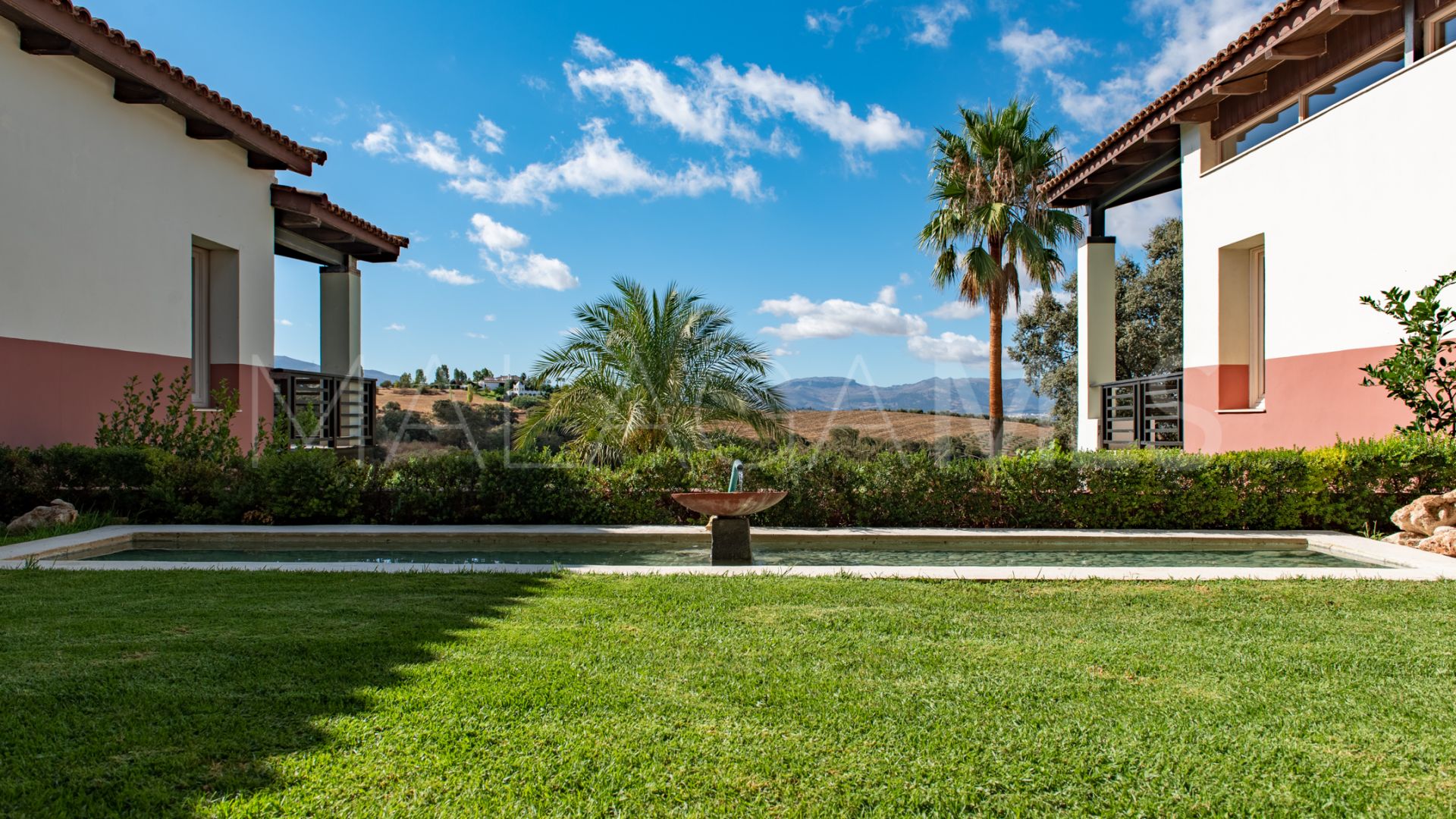 For sale Ronda country house with 10 bedrooms