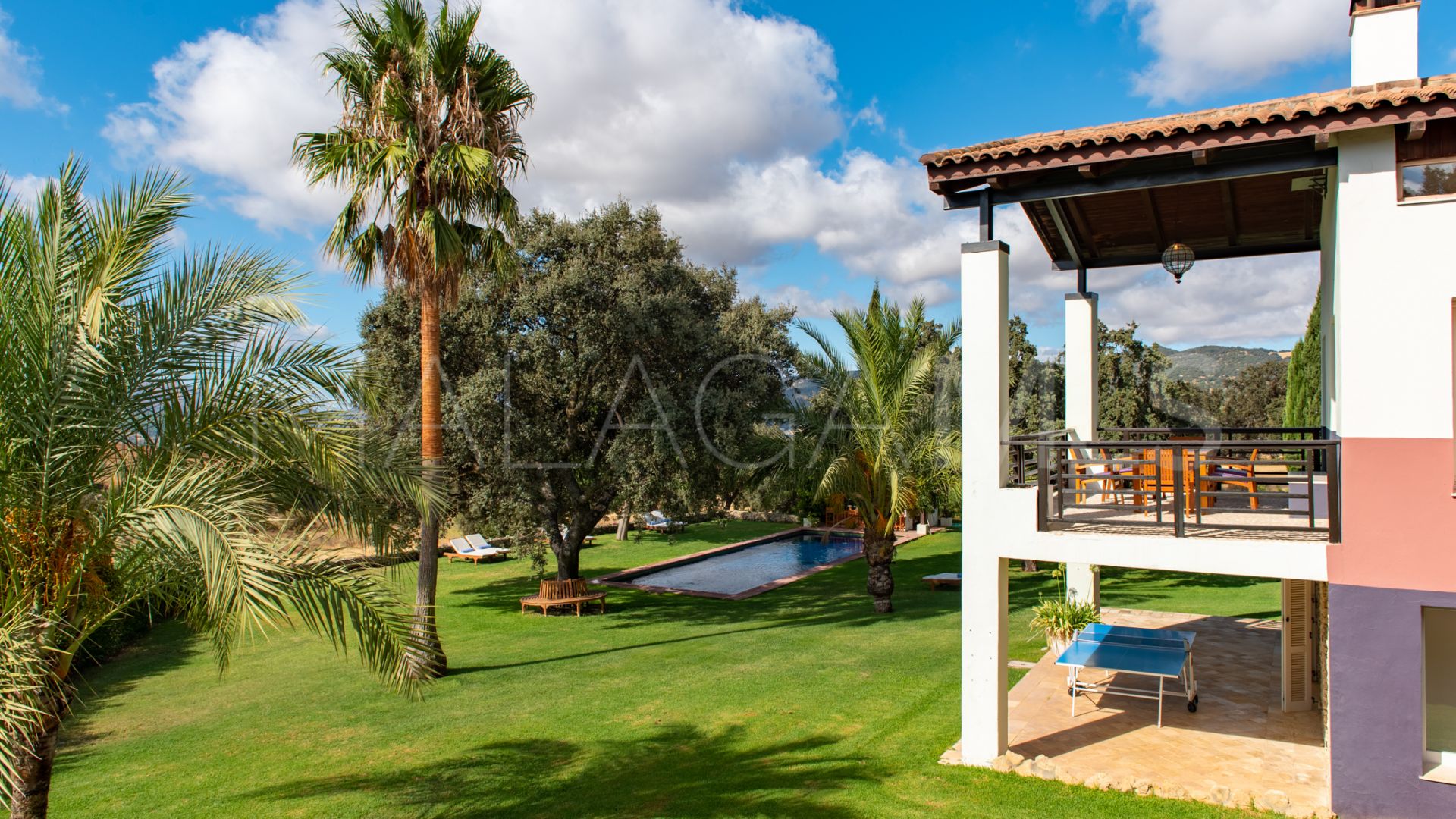 For sale Ronda country house with 10 bedrooms
