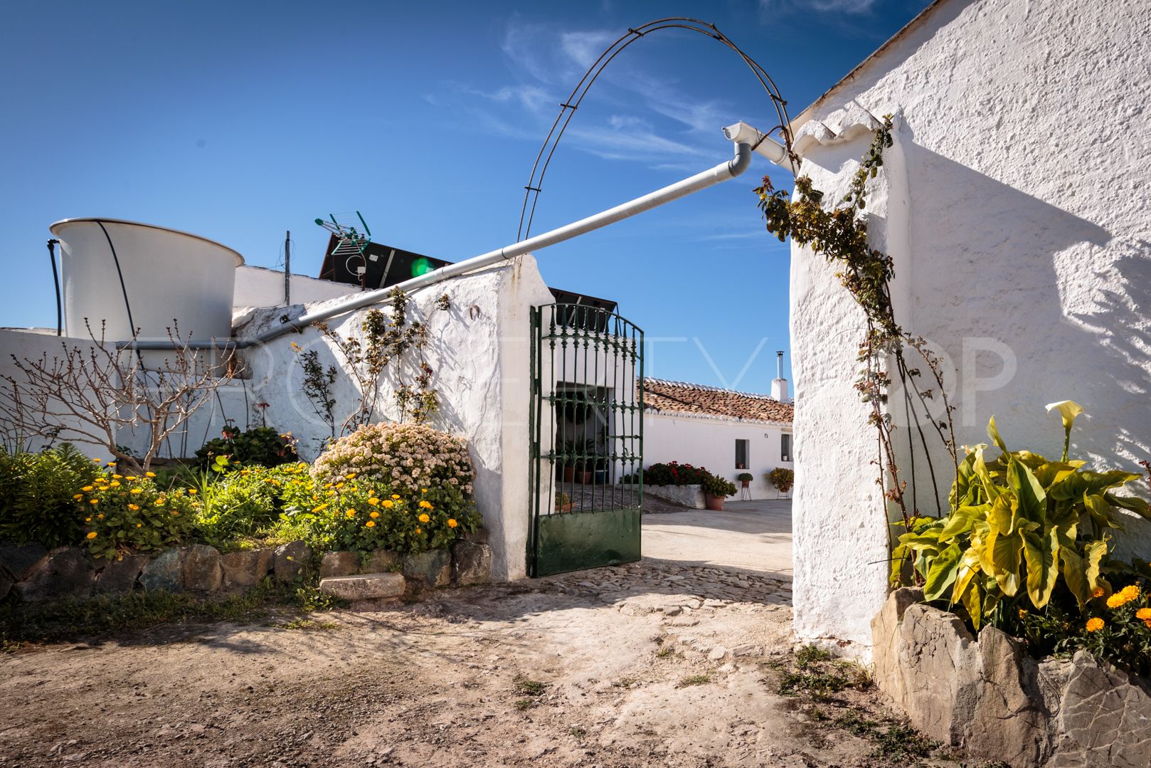 Ardales, cortijo con 5 dormitorios en venta