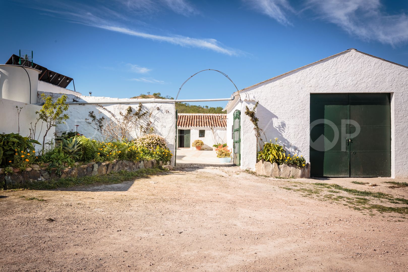 Ardales, cortijo con 5 dormitorios en venta