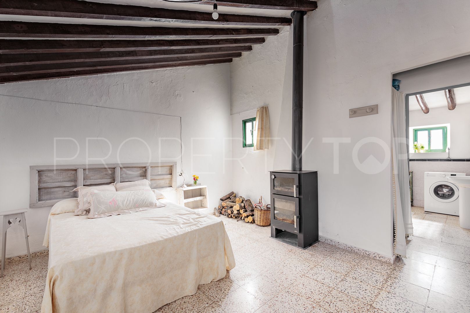 Ardales, cortijo con 5 dormitorios en venta