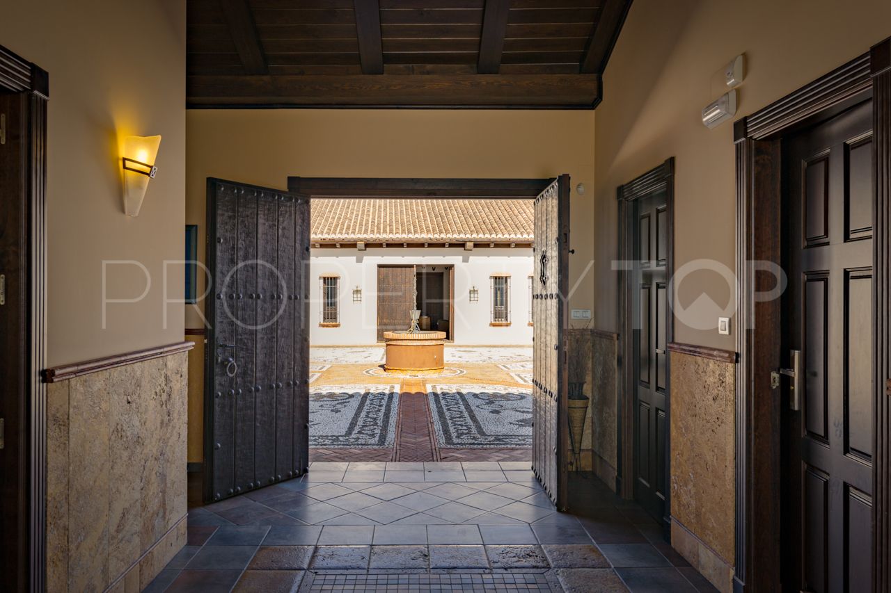 Hacienda en venta de 16 dormitorios en Granada
