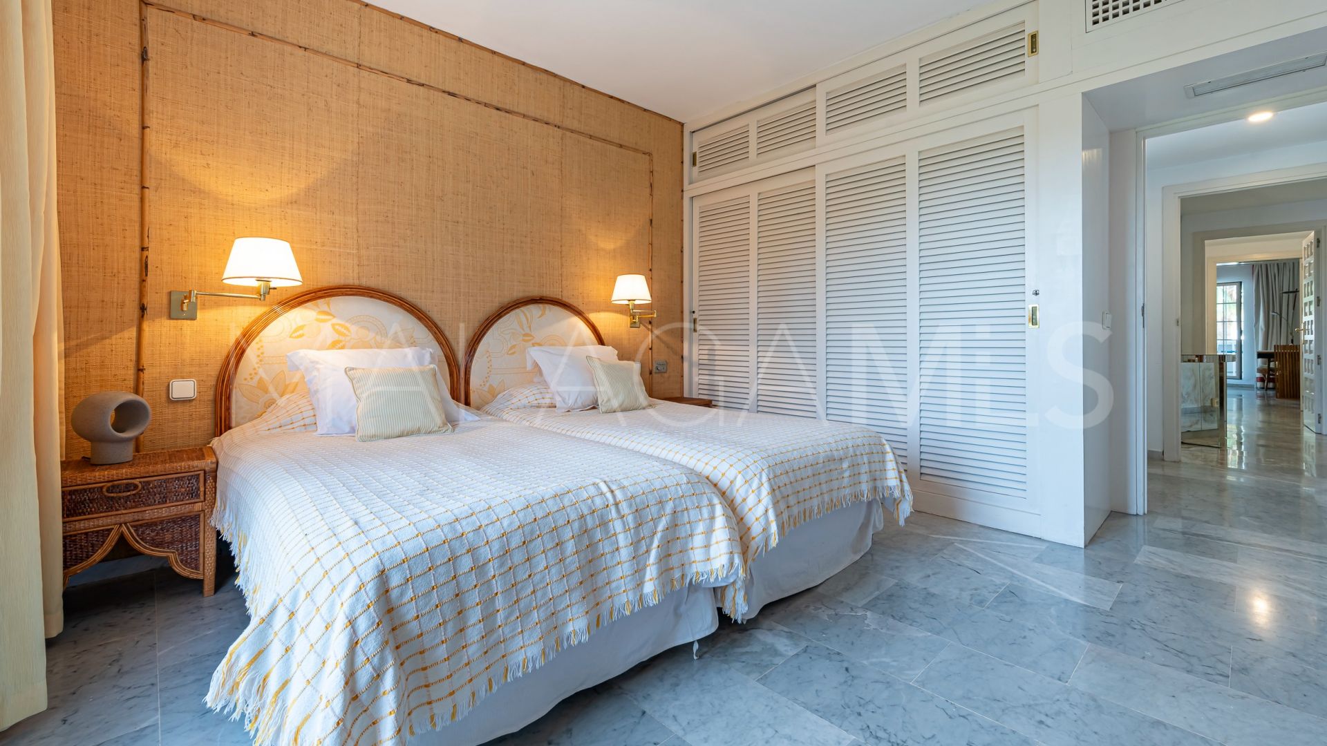 Atico for sale with 2 bedrooms in Puente Romano II