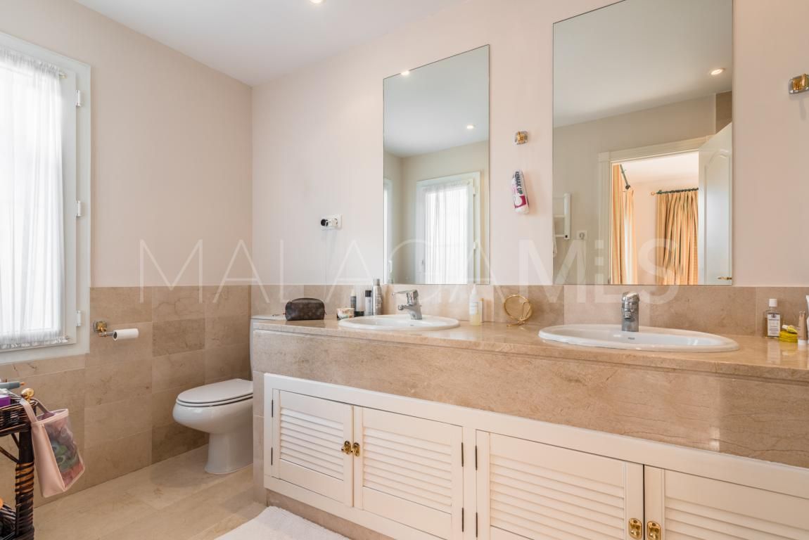 Town house with 3 bedrooms for sale in Last Green