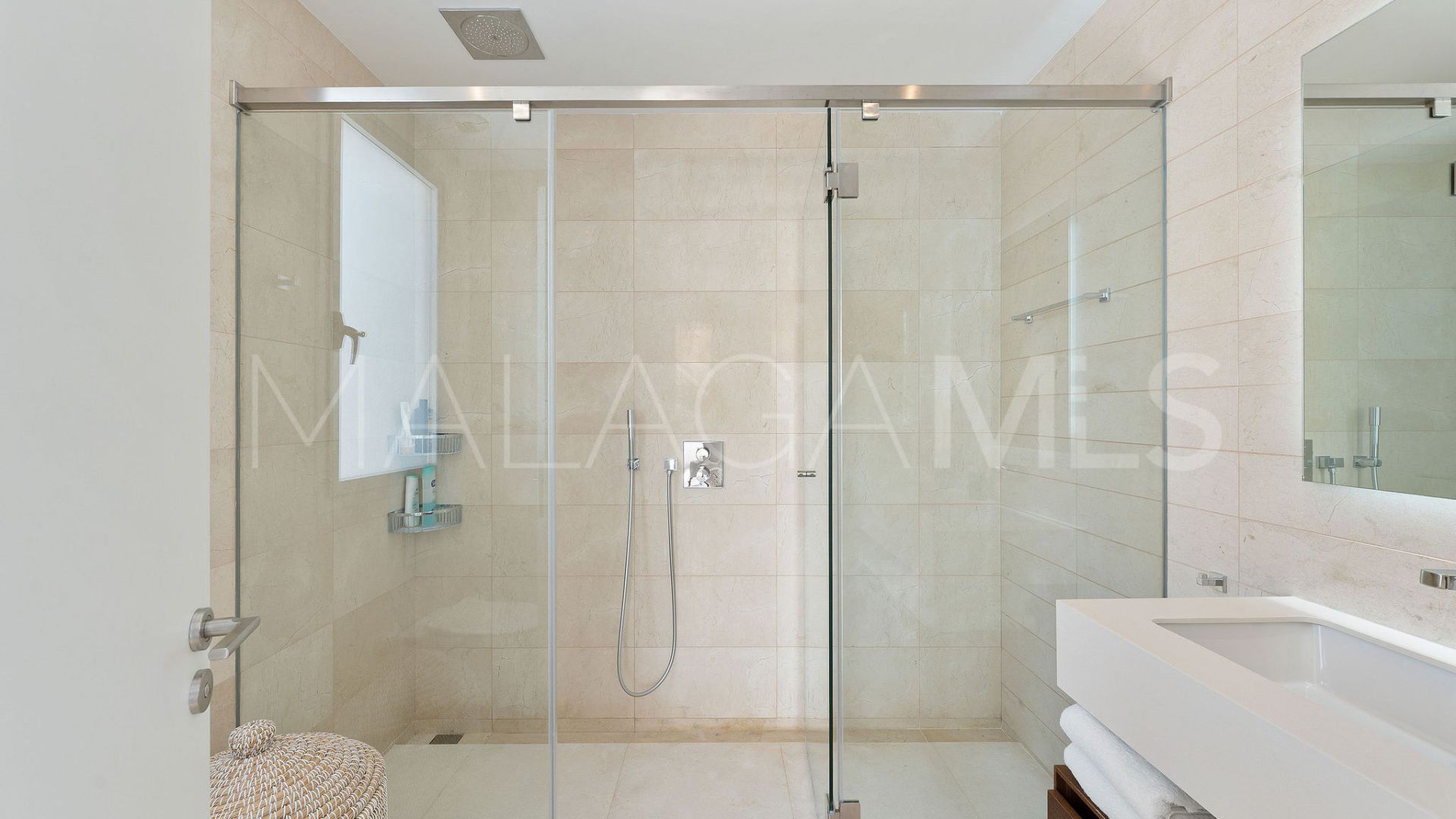 Villa for sale in La Finca de Marbella
