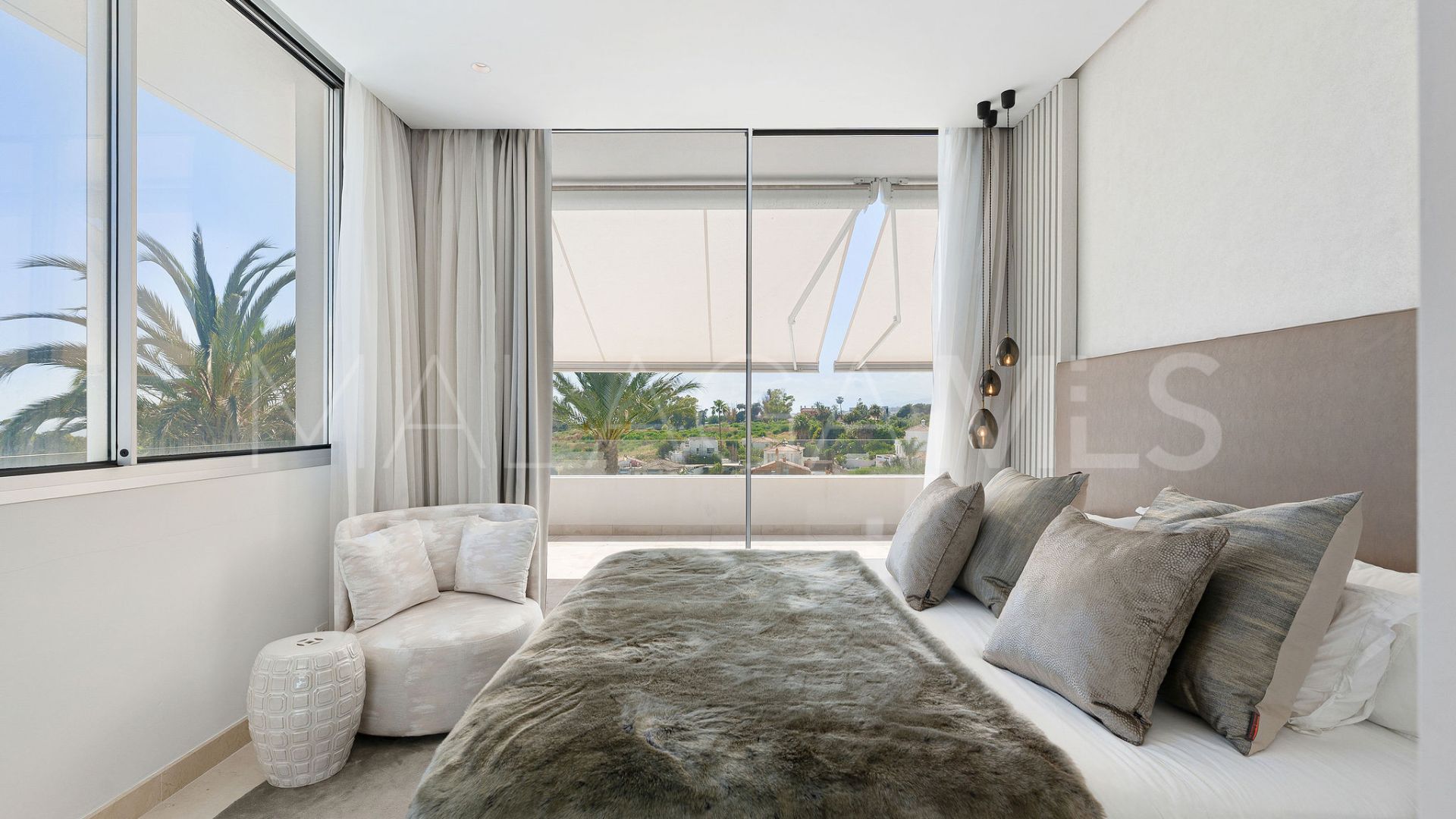 Villa for sale in La Finca de Marbella