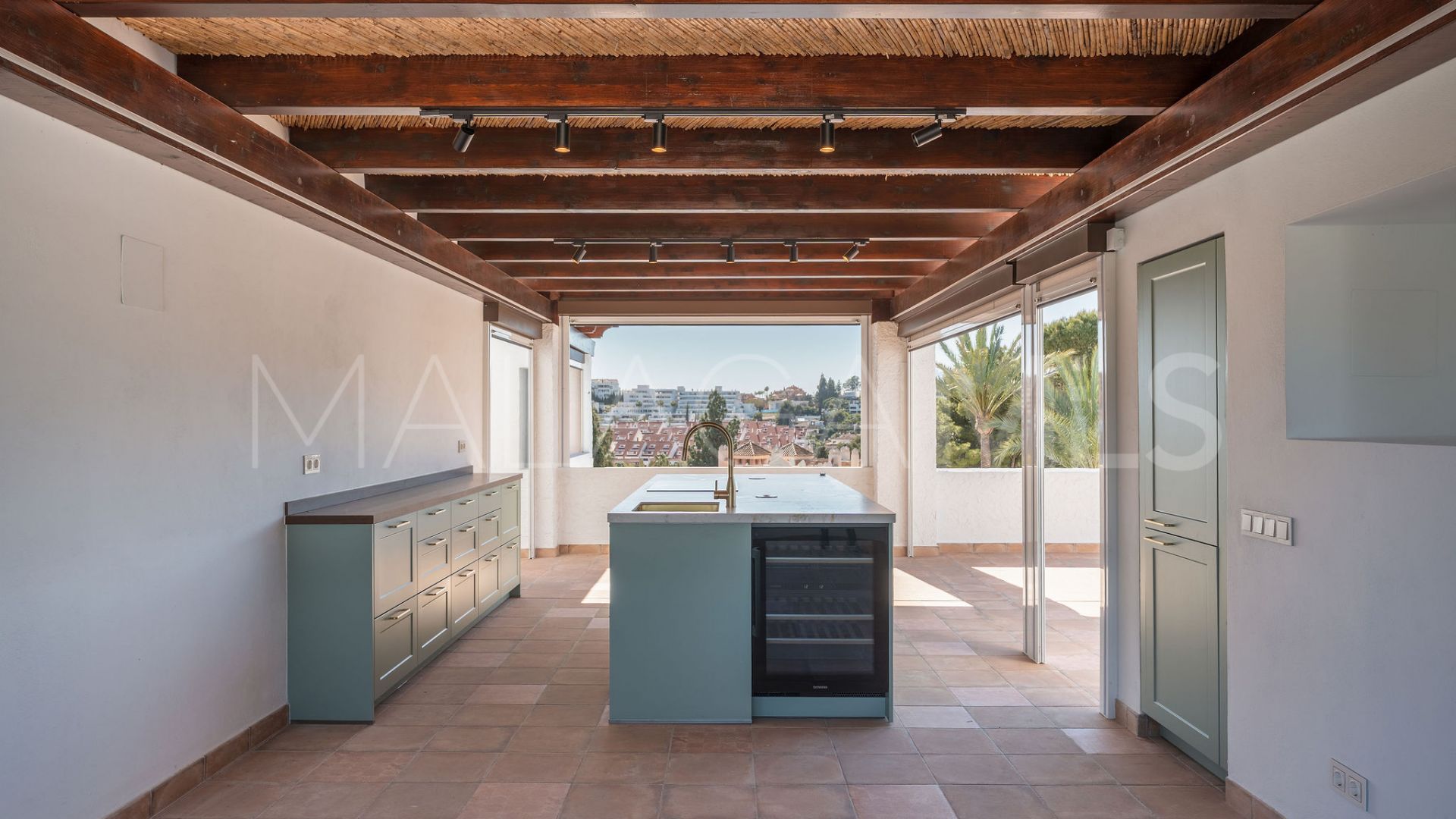 Appartement terrasse for sale in Pueblo Arabesque