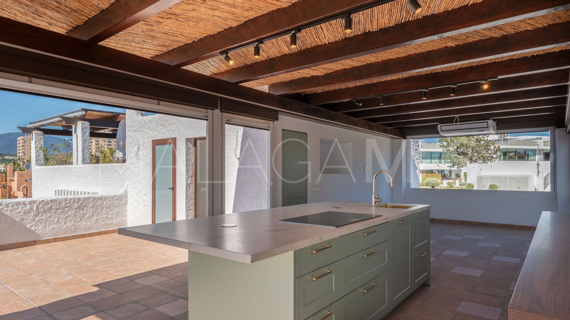 Appartement terrasse for sale in Pueblo Arabesque