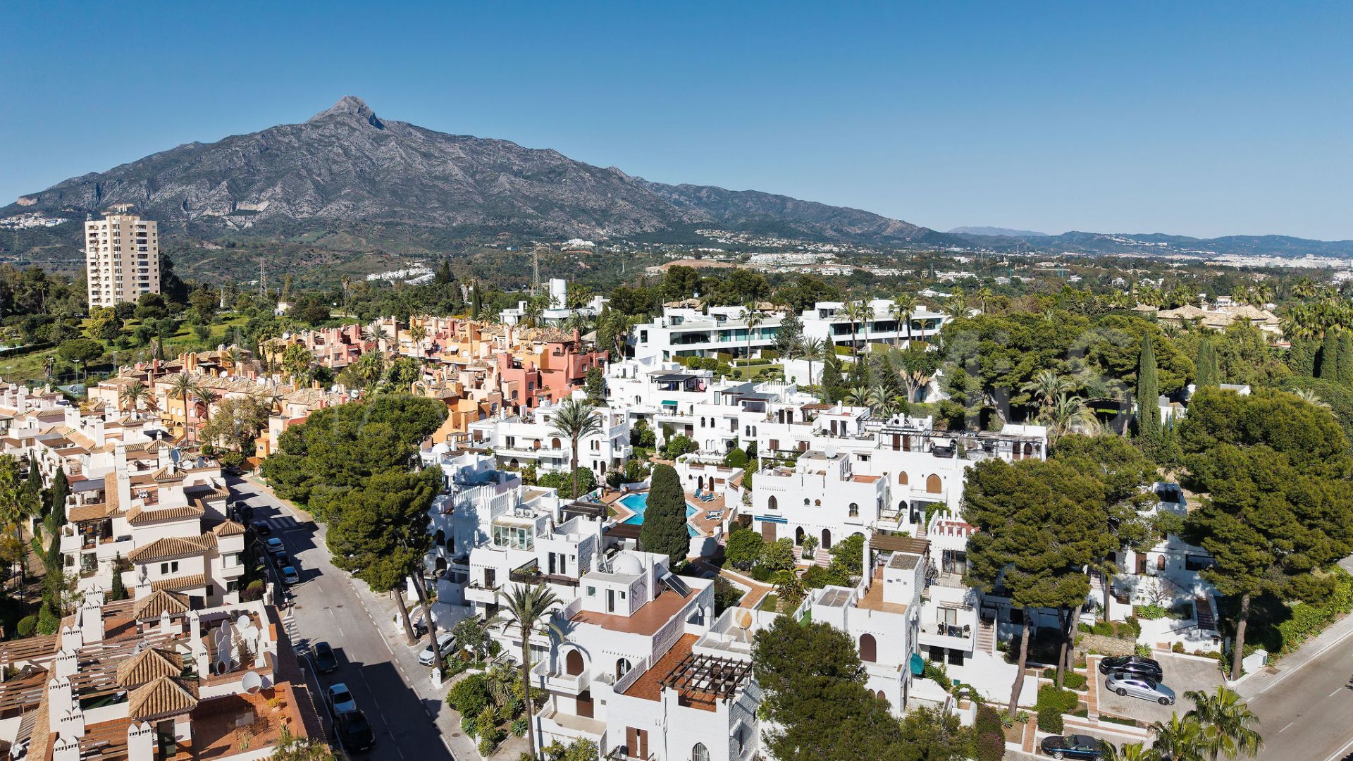 Appartement terrasse for sale in Pueblo Arabesque