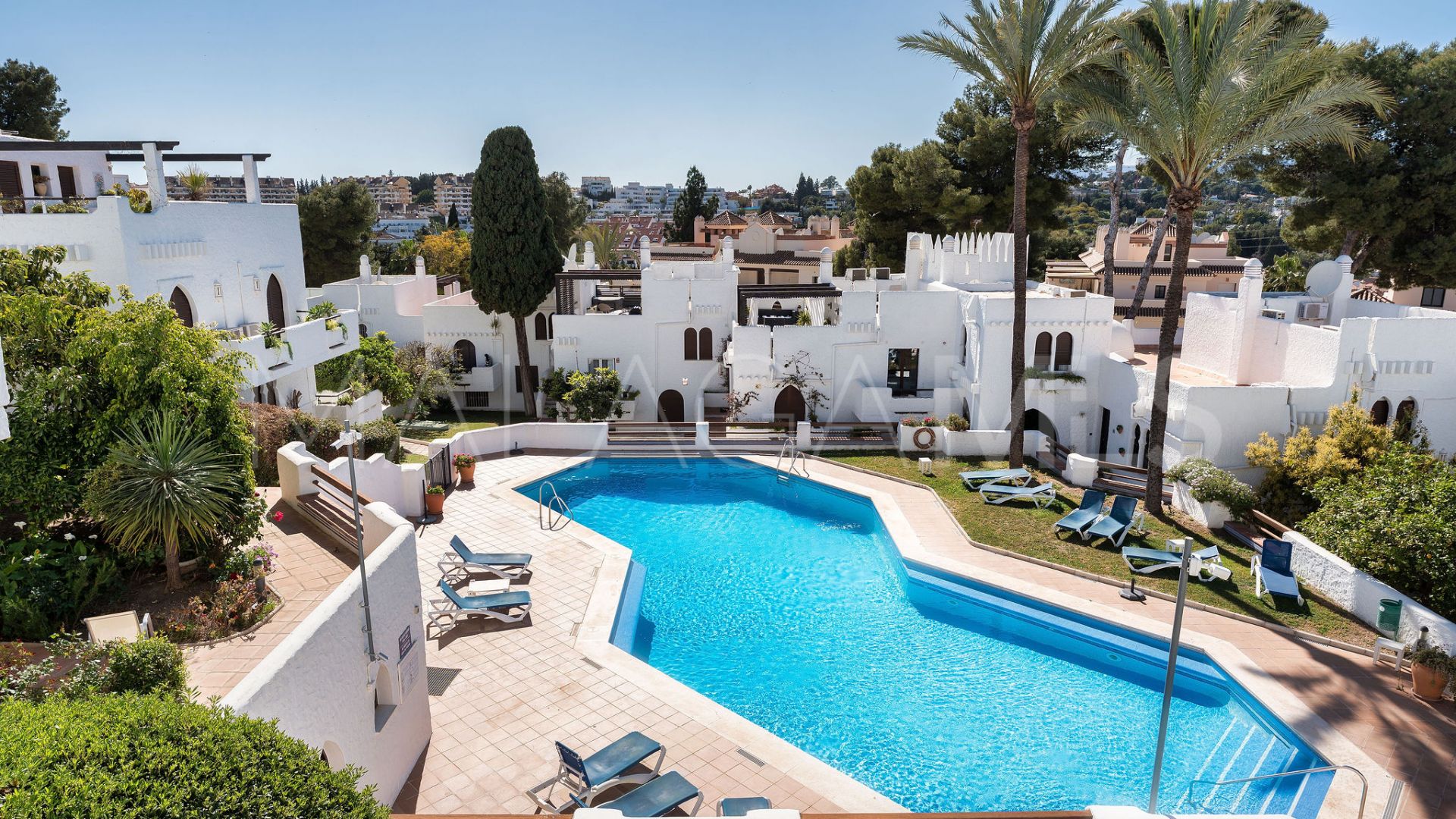 Appartement terrasse for sale in Pueblo Arabesque