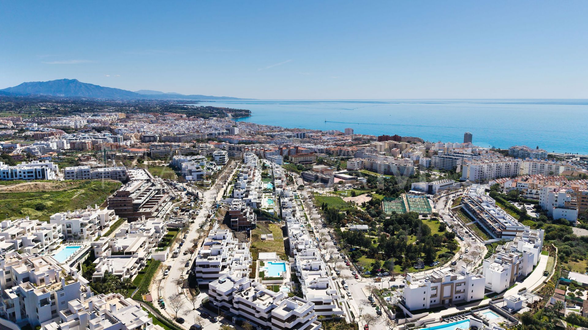 Penthouse for sale in Estepona