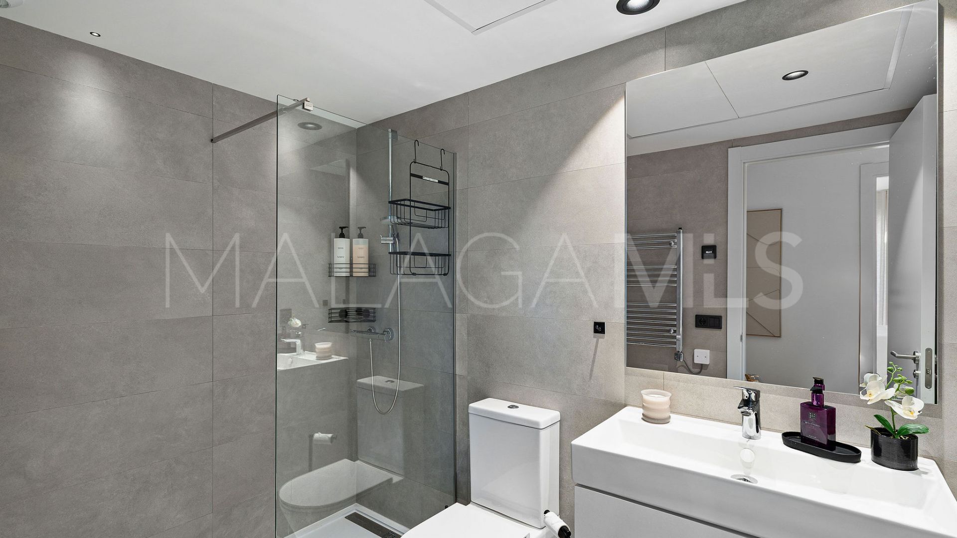 Penthouse for sale in Estepona