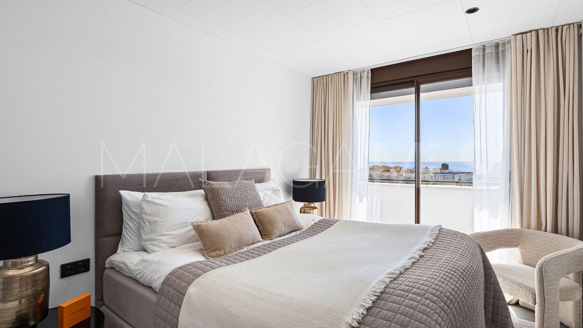 Penthouse for sale in Estepona