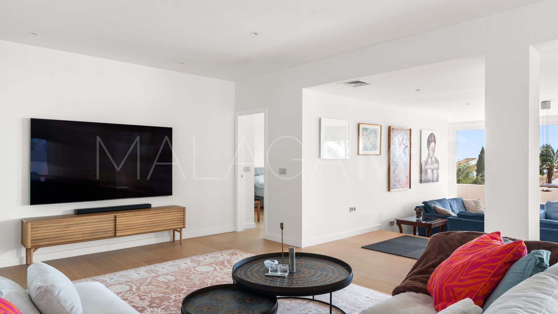 Wohnung for sale in Royal Gardens