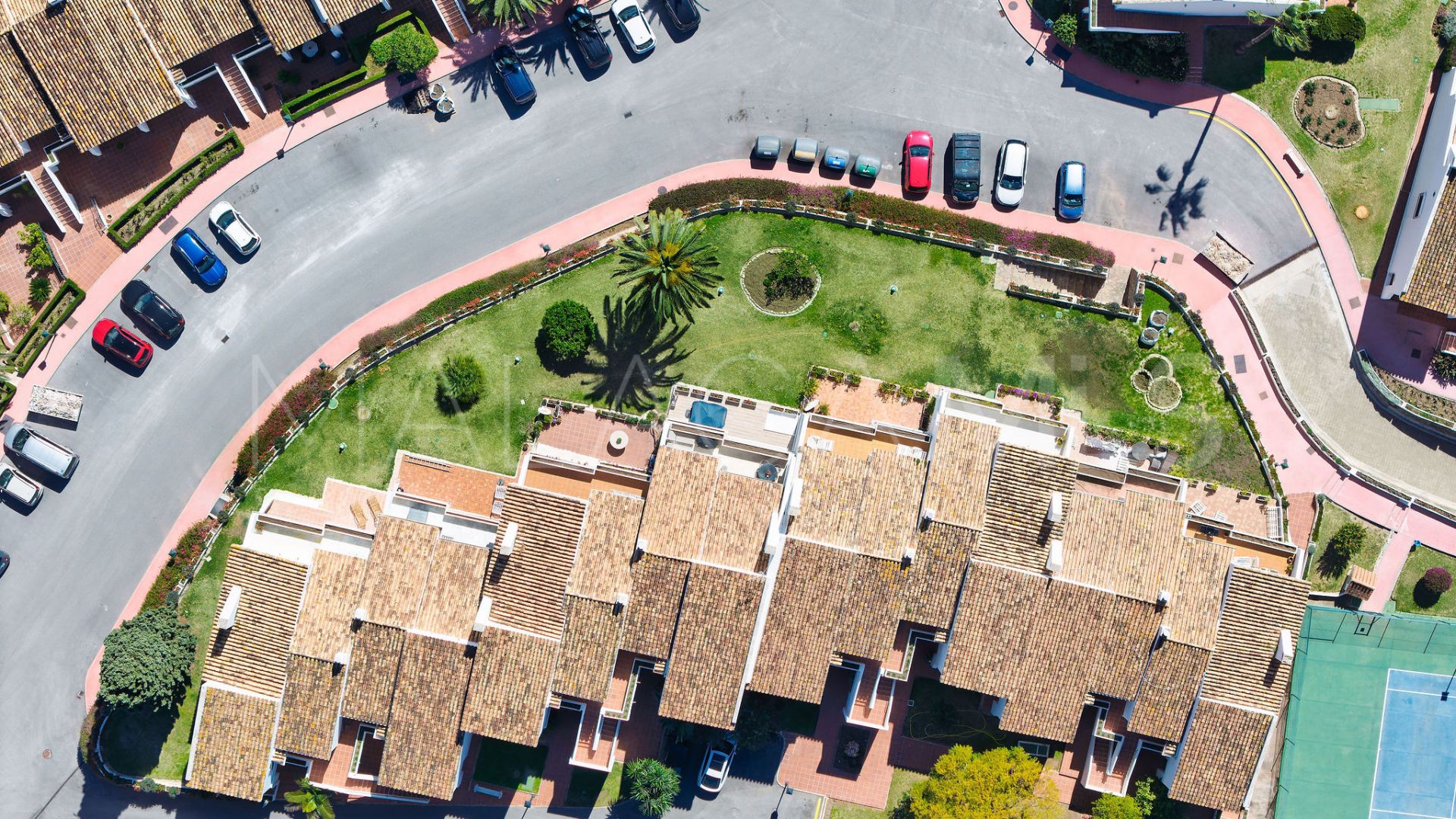 Markplanslägenhet for sale in Andalucia Garden Club