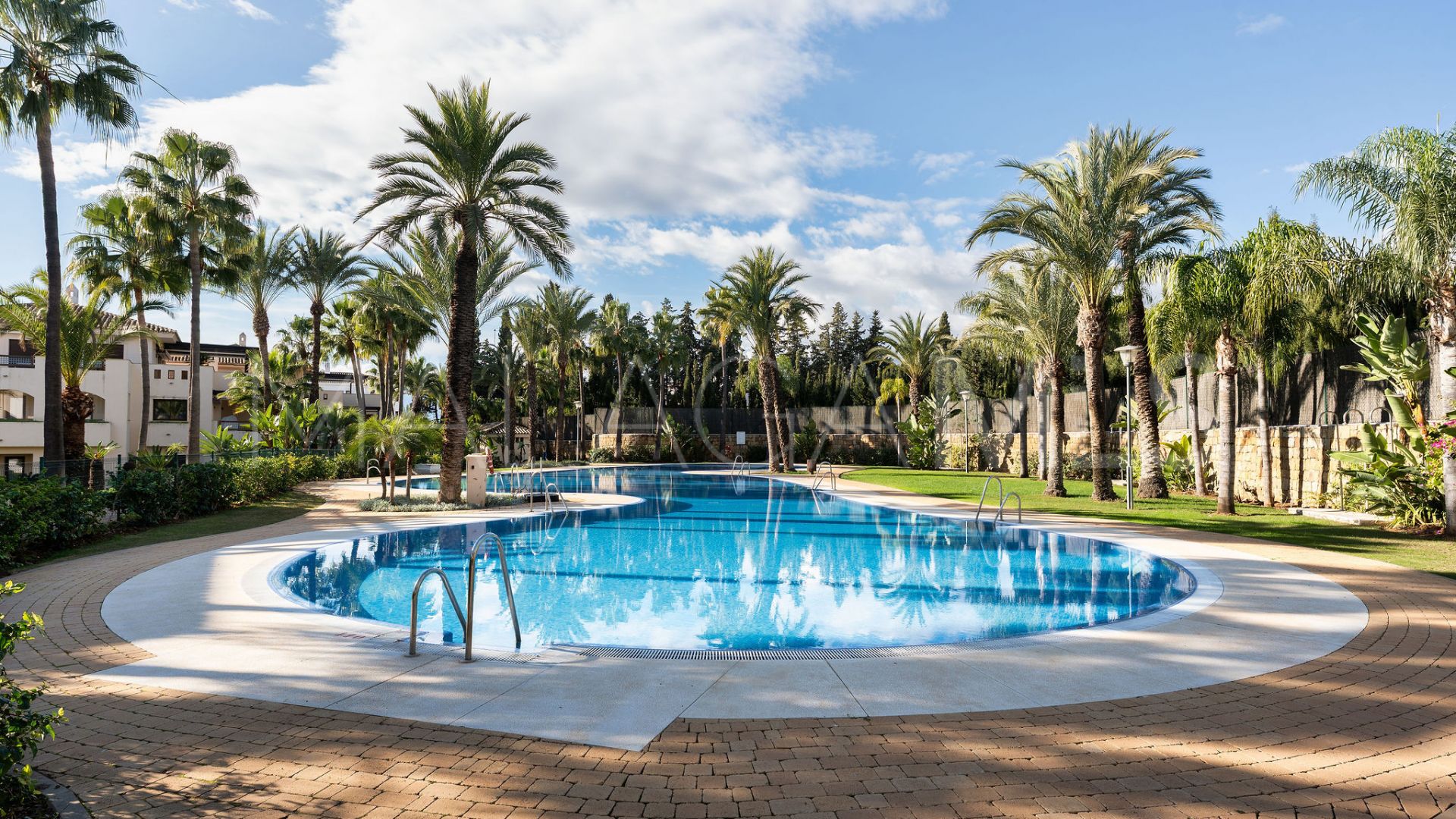 Appartement for sale in Medina de Banús