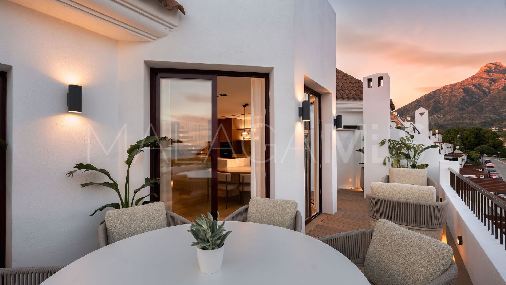 Zweistöckiges penthouse for sale in Coto Real