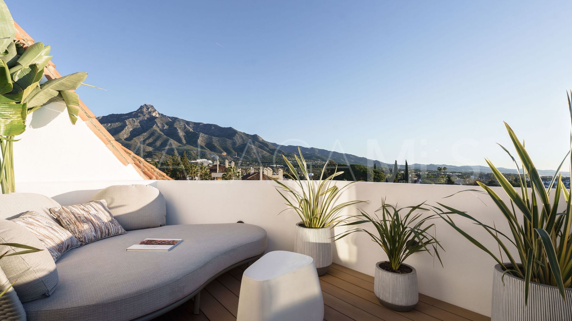 Zweistöckiges penthouse for sale in Coto Real