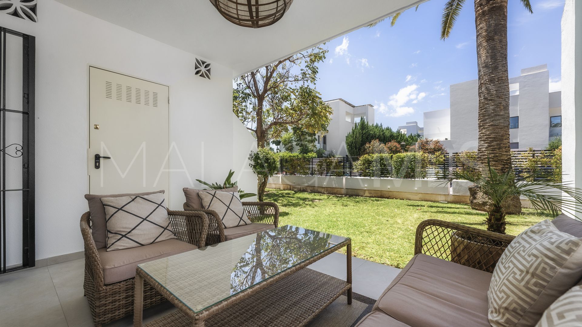 Appartement rez de chaussée for sale in Nueva Andalucia
