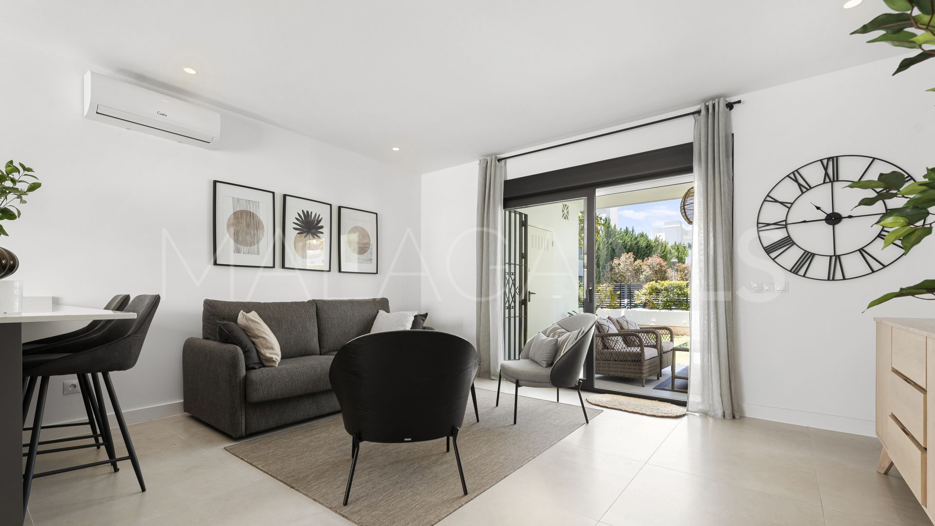 Appartement rez de chaussée for sale in Nueva Andalucia