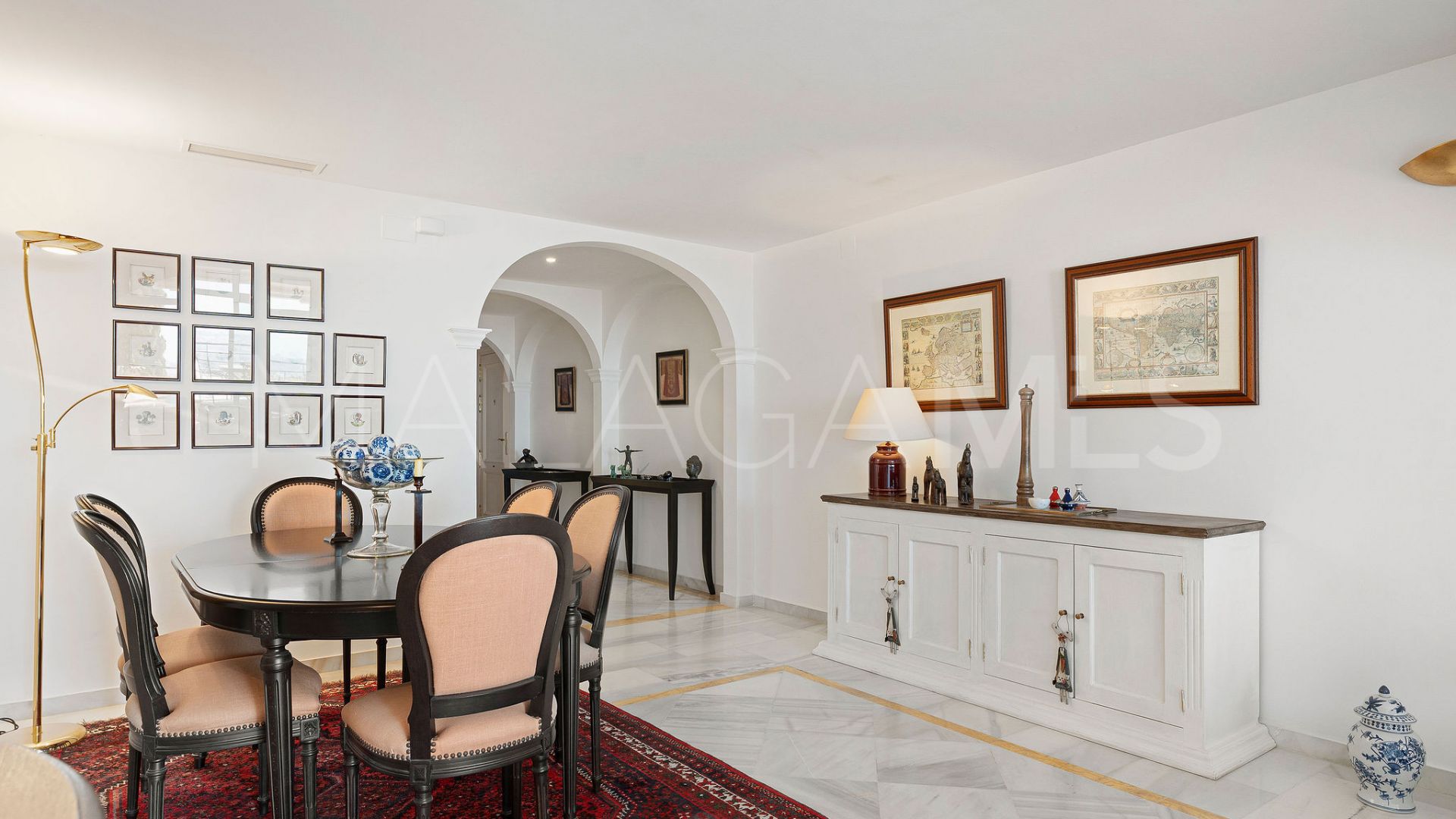 Buy apartamento with 2 bedrooms in Magna Marbella