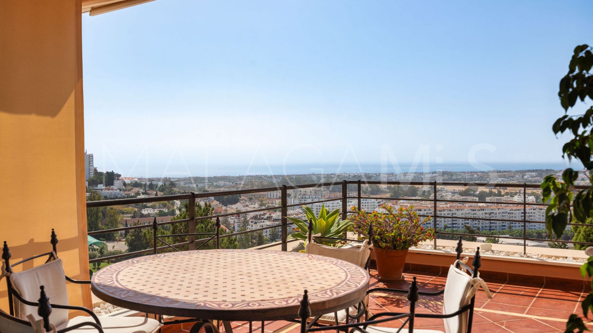 Buy apartamento with 2 bedrooms in Magna Marbella
