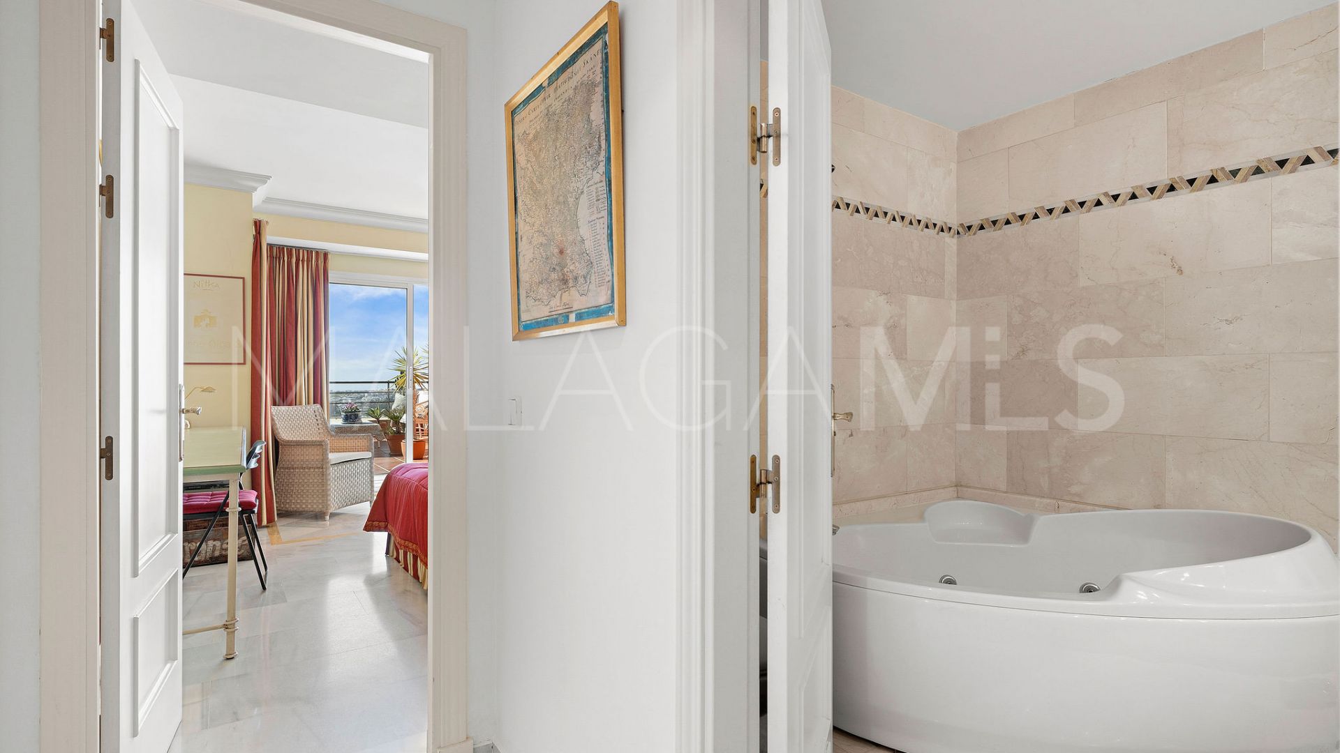 Buy apartamento with 2 bedrooms in Magna Marbella