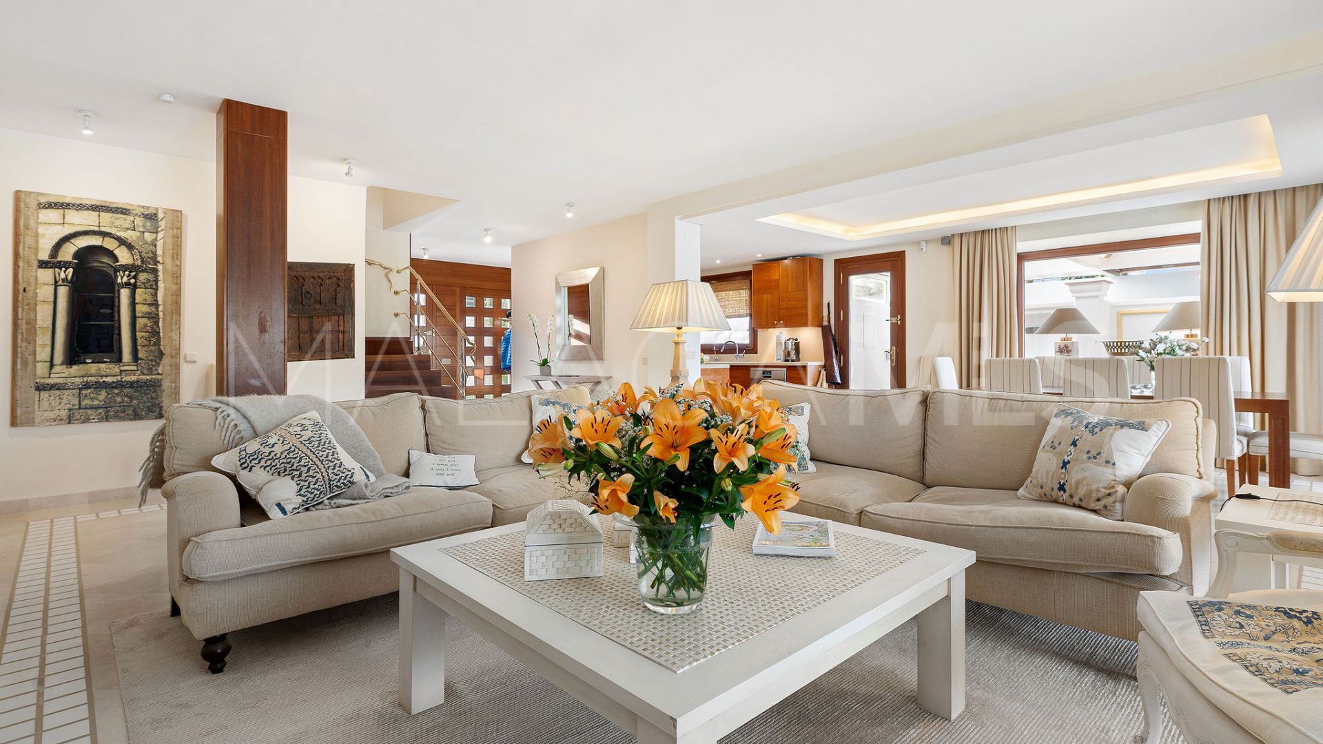 Villa for sale in Las Brisas