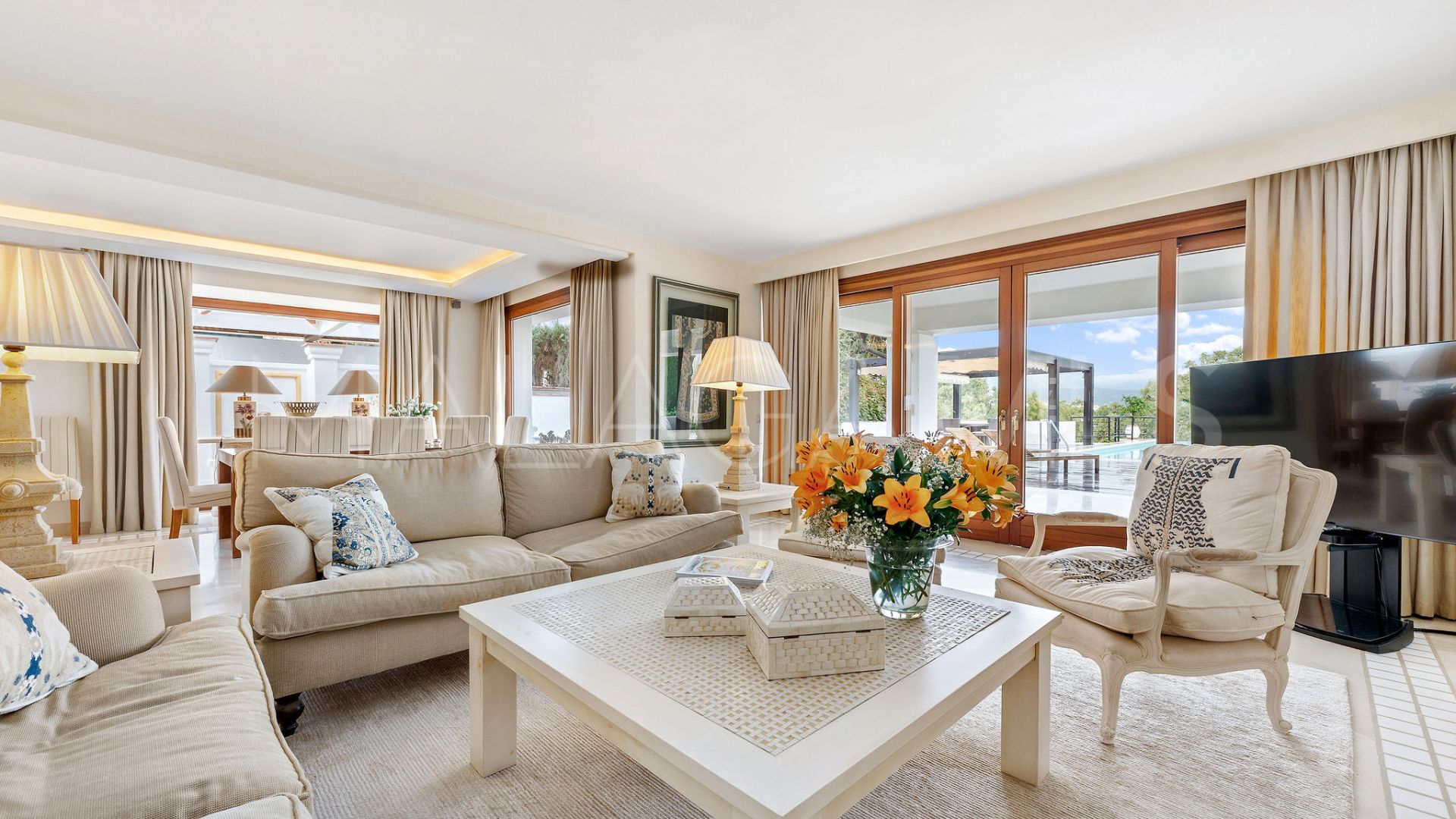 Villa for sale in Las Brisas