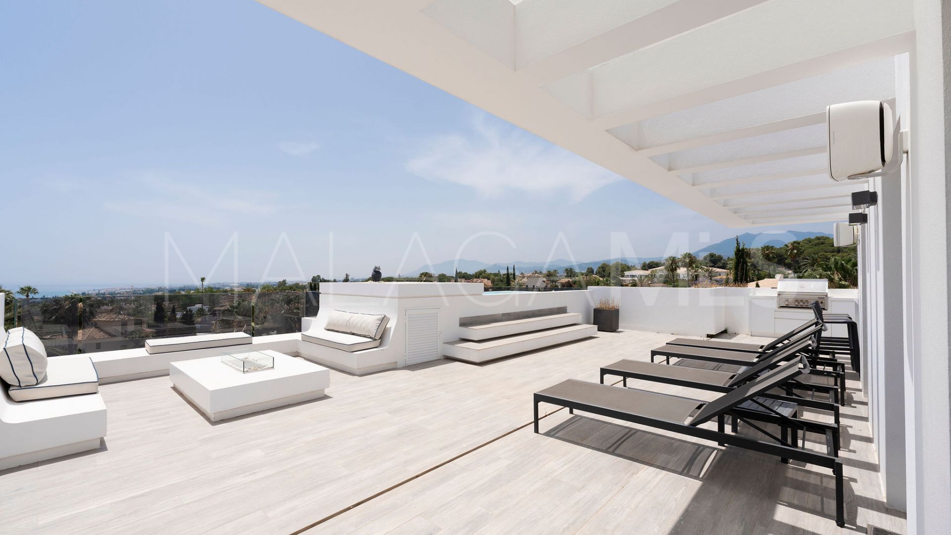 Villa for sale in Nagüeles