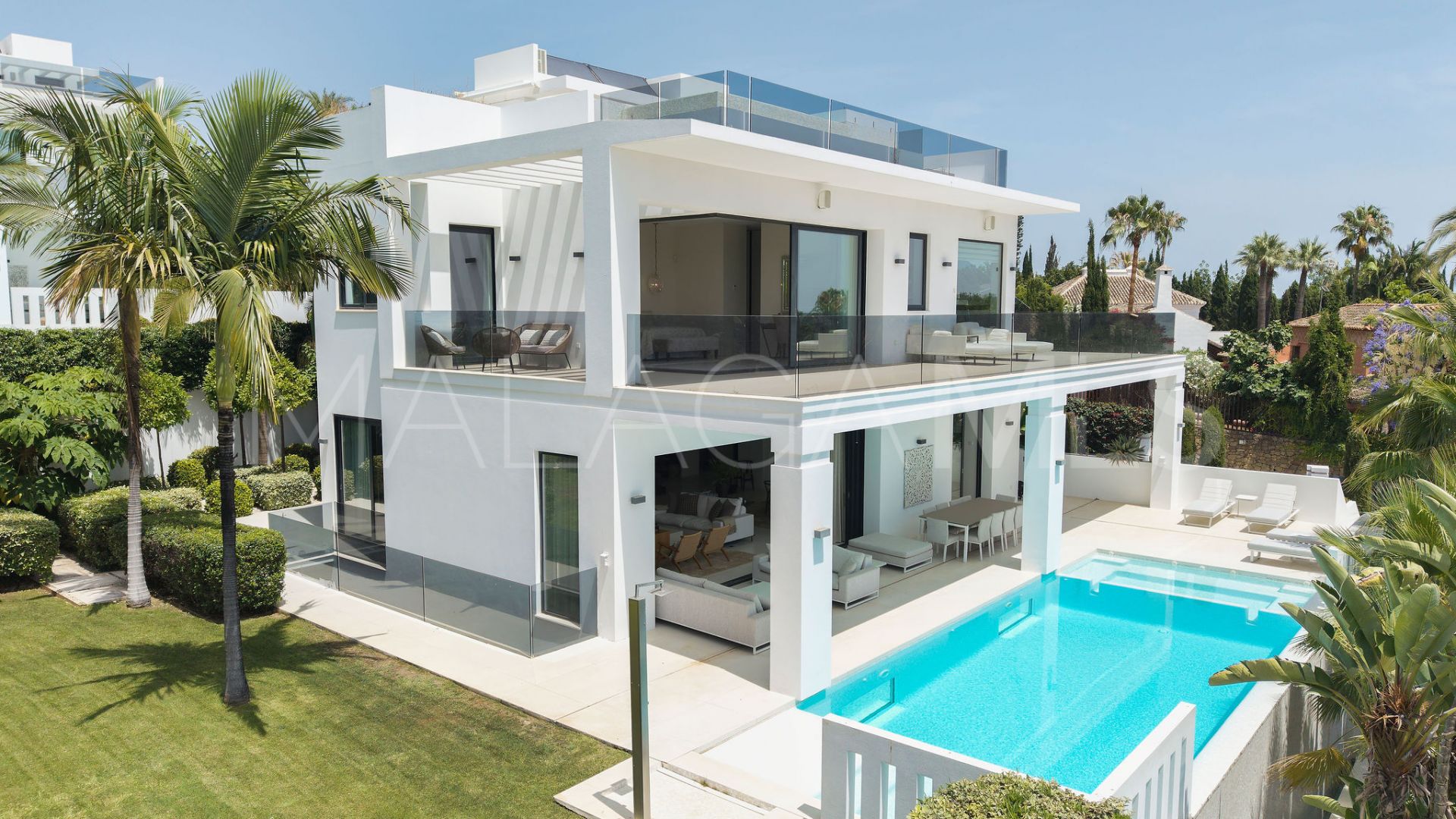 Villa for sale in Nagüeles