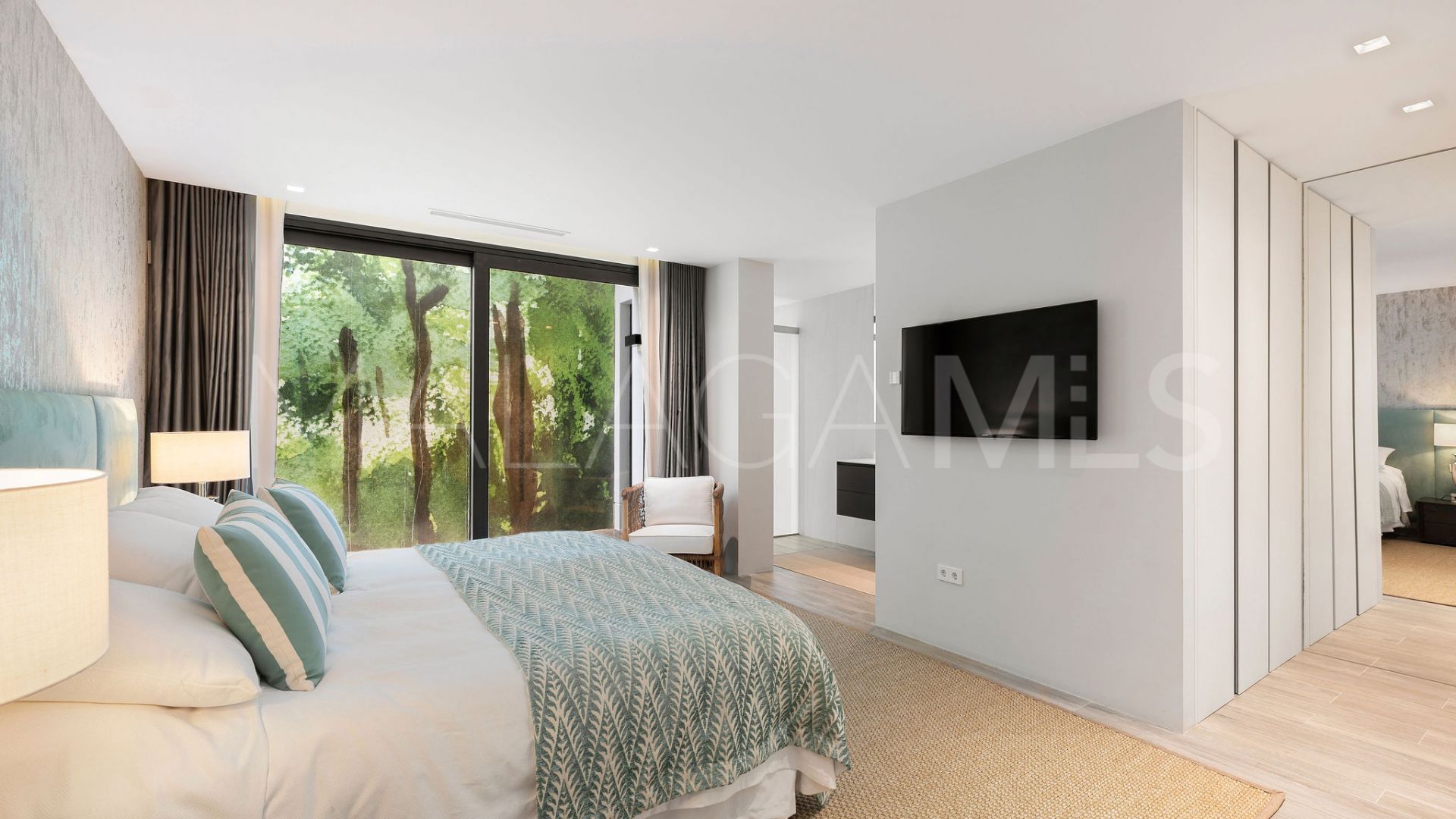 Villa for sale in Nagüeles
