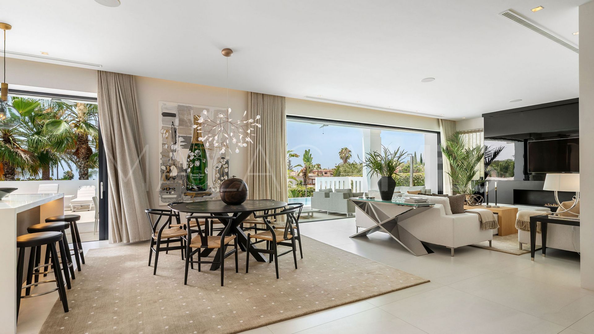 Villa for sale in Nagüeles