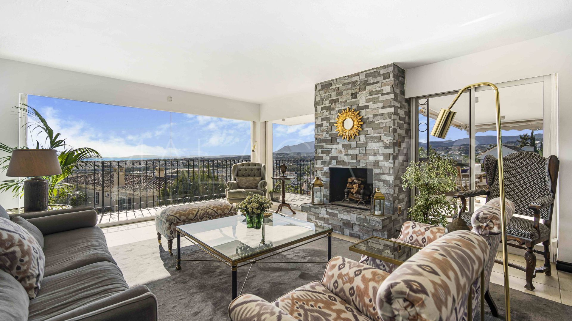 Villa a la venta with 4 bedrooms in Nueva Andalucia