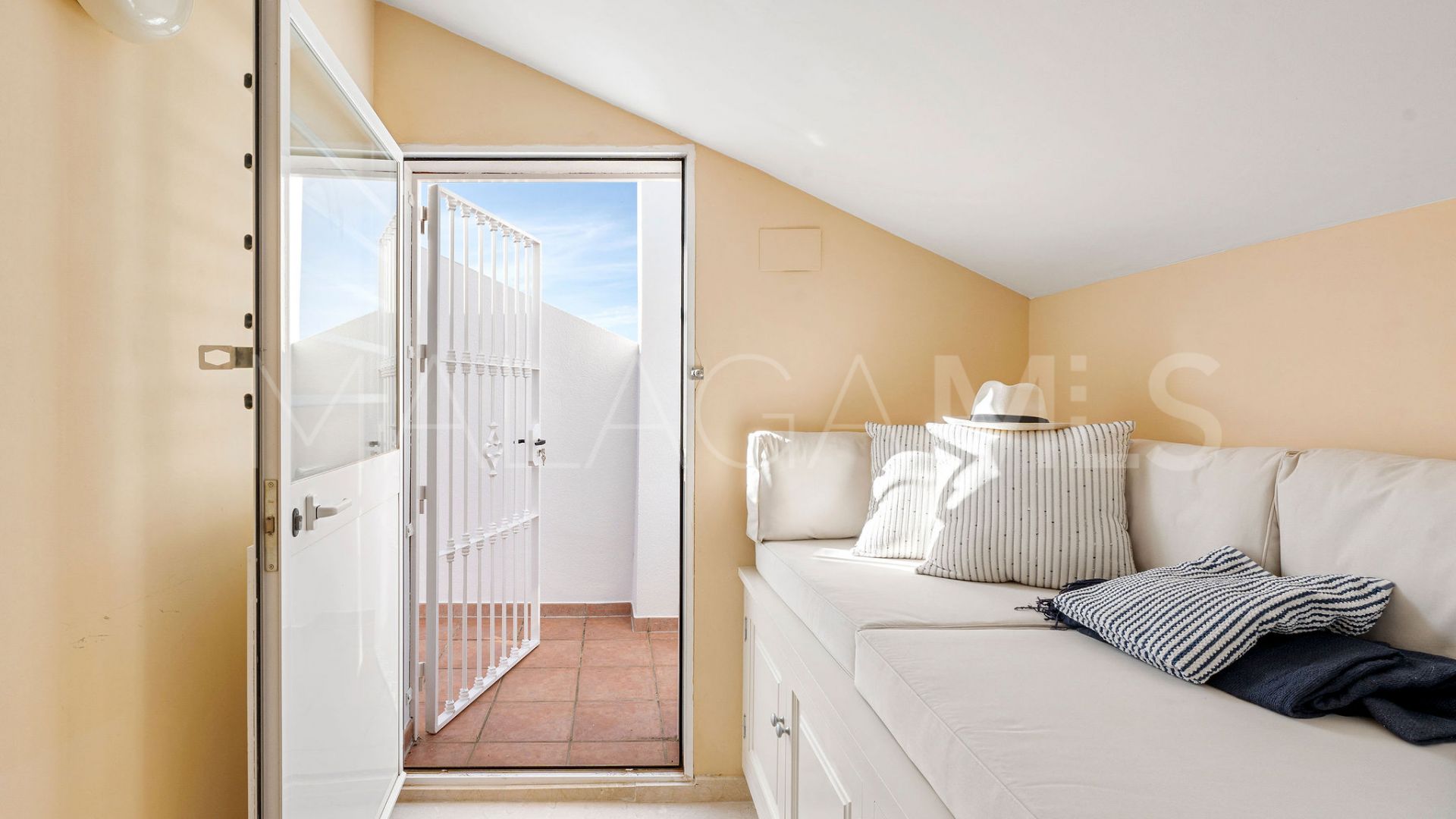 Maison de ville for sale in La Biznaga