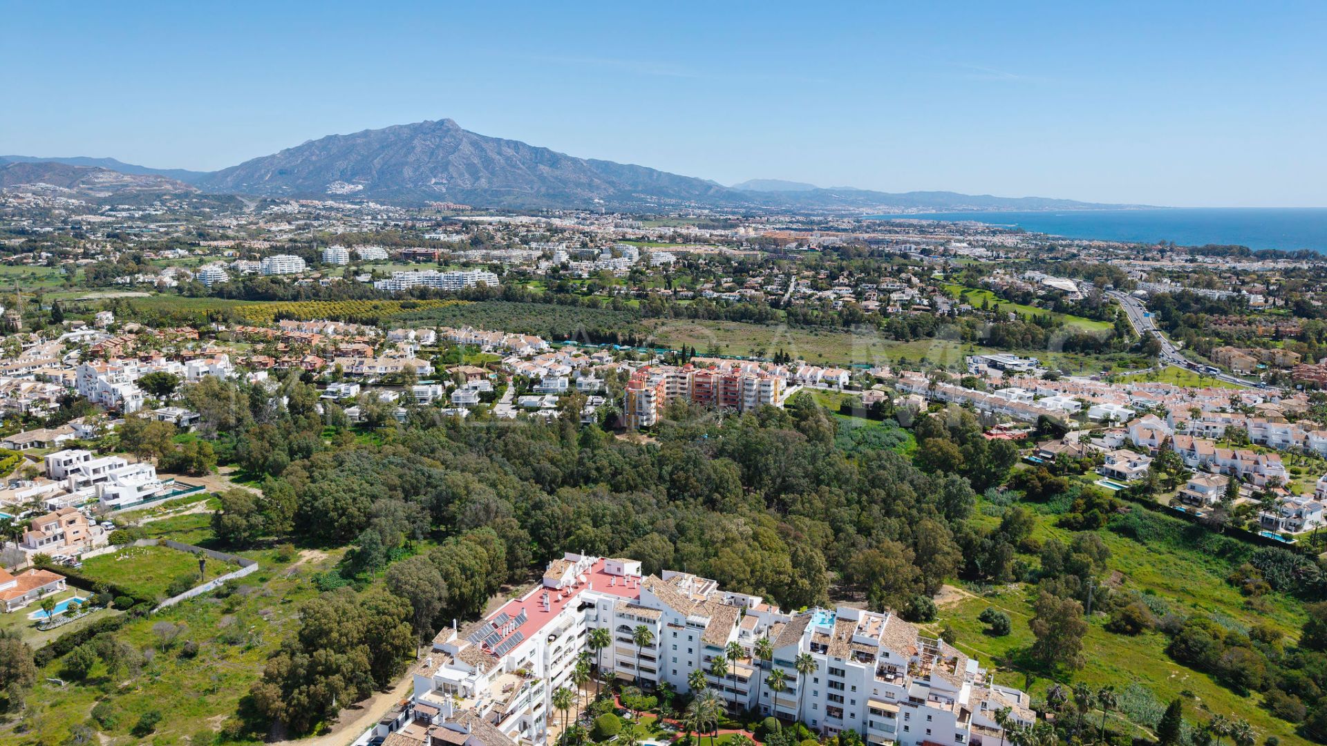 Lägenhet for sale in Estepona
