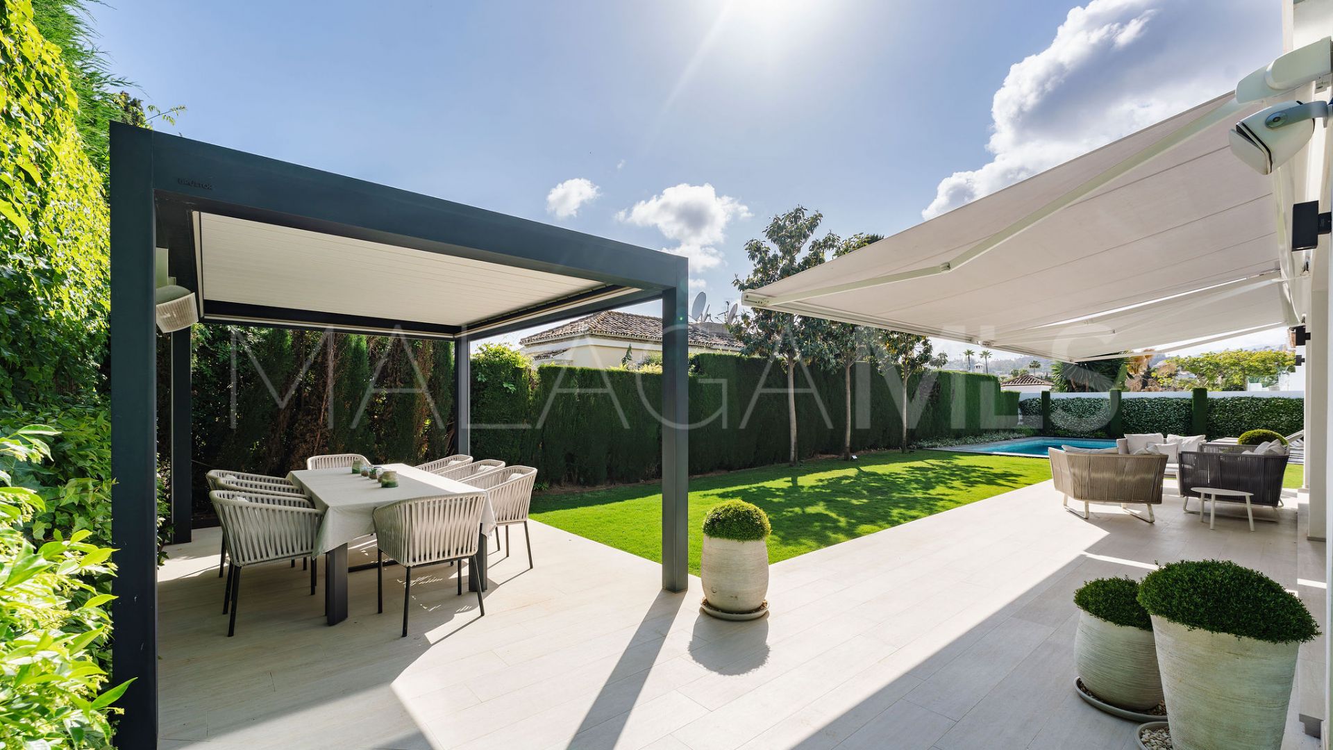 5 bedrooms villa for sale in Los Naranjos