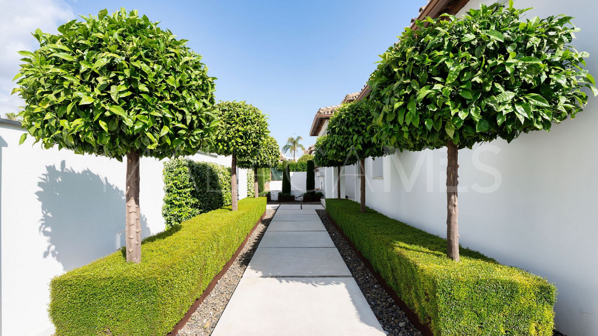 5 bedrooms villa for sale in Los Naranjos