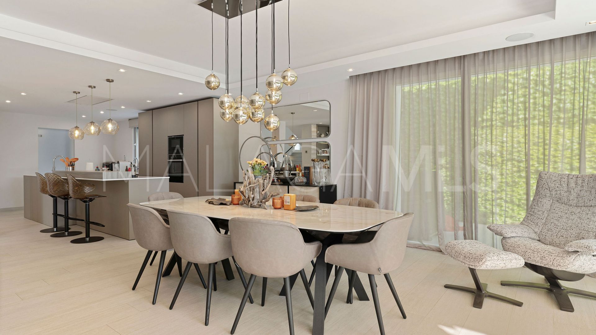 5 bedrooms villa for sale in Los Naranjos