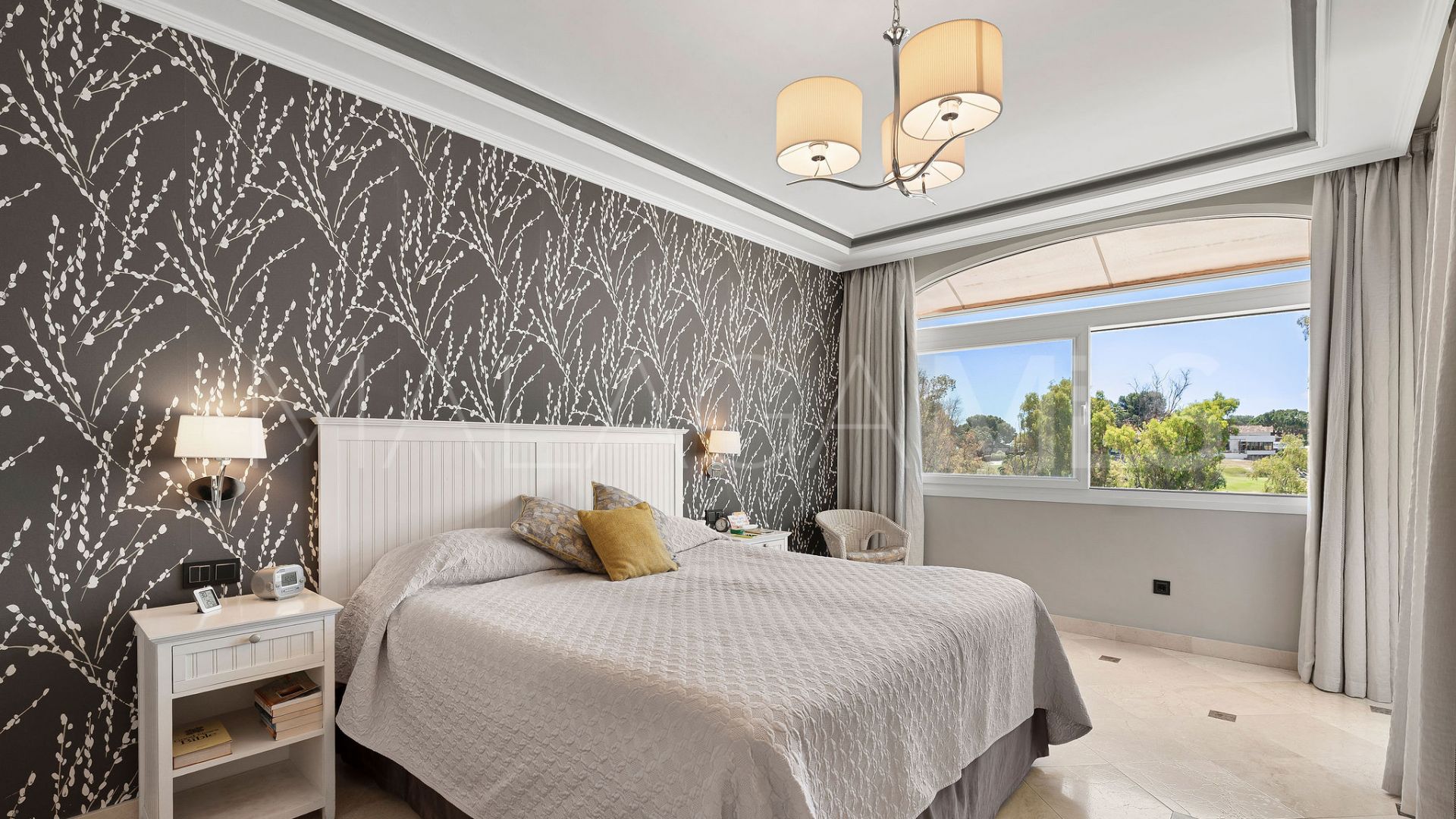 Maison de ville for sale in Nueva Andalucia