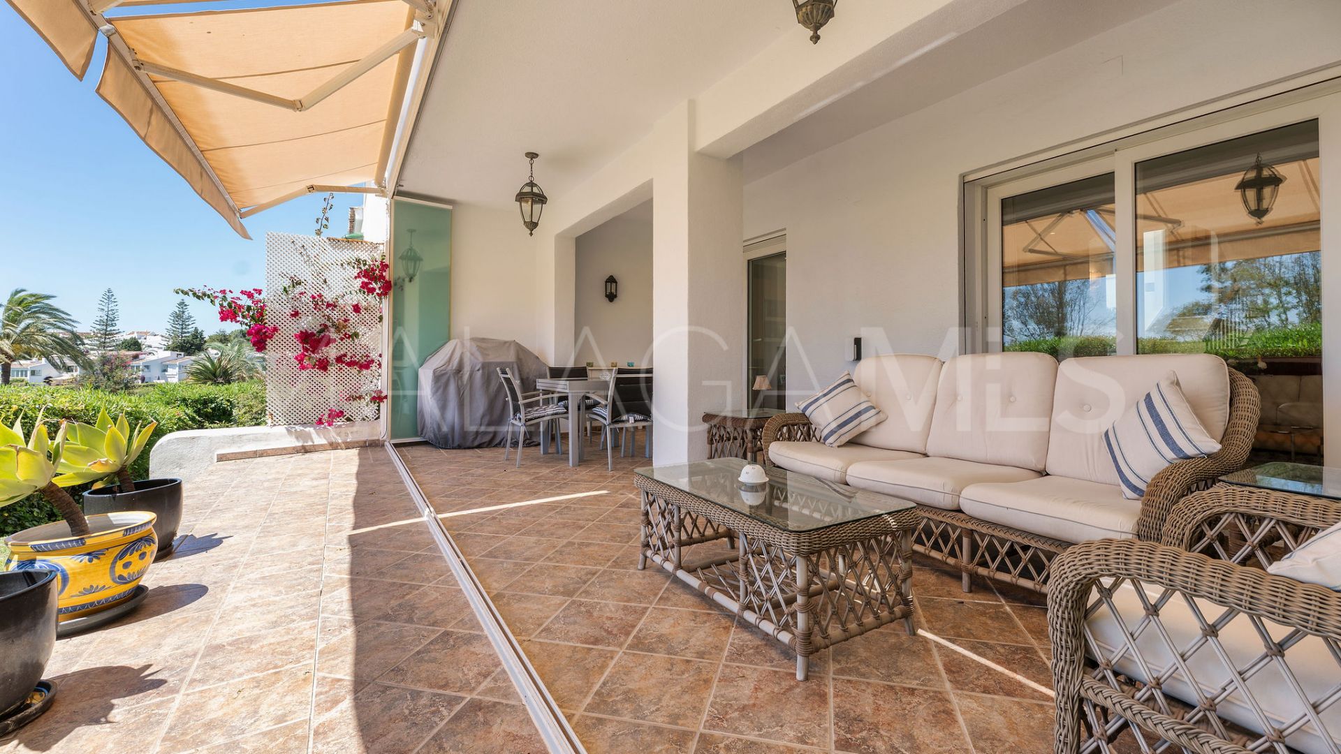 Maison de ville for sale in Nueva Andalucia