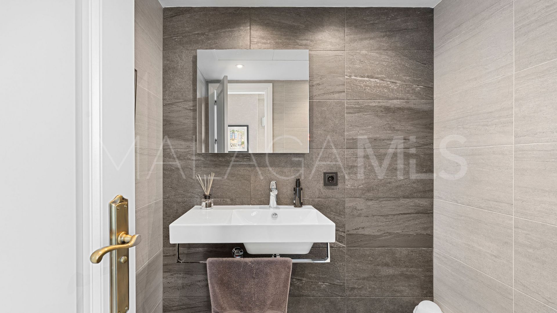 Maison de ville for sale in Nueva Andalucia