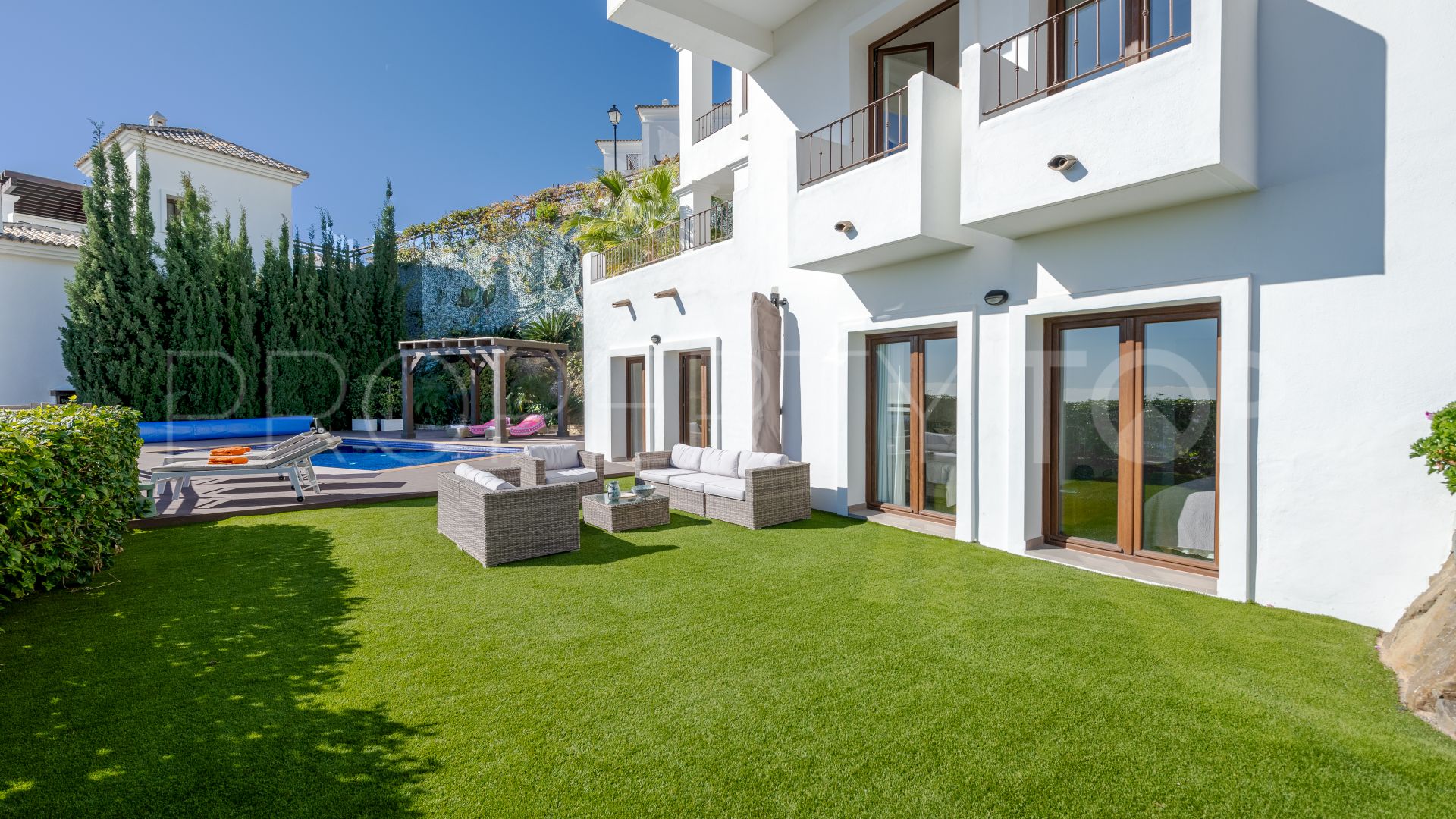 Villa a la venta en Benahavis Hills Country Club de 5 dormitorios