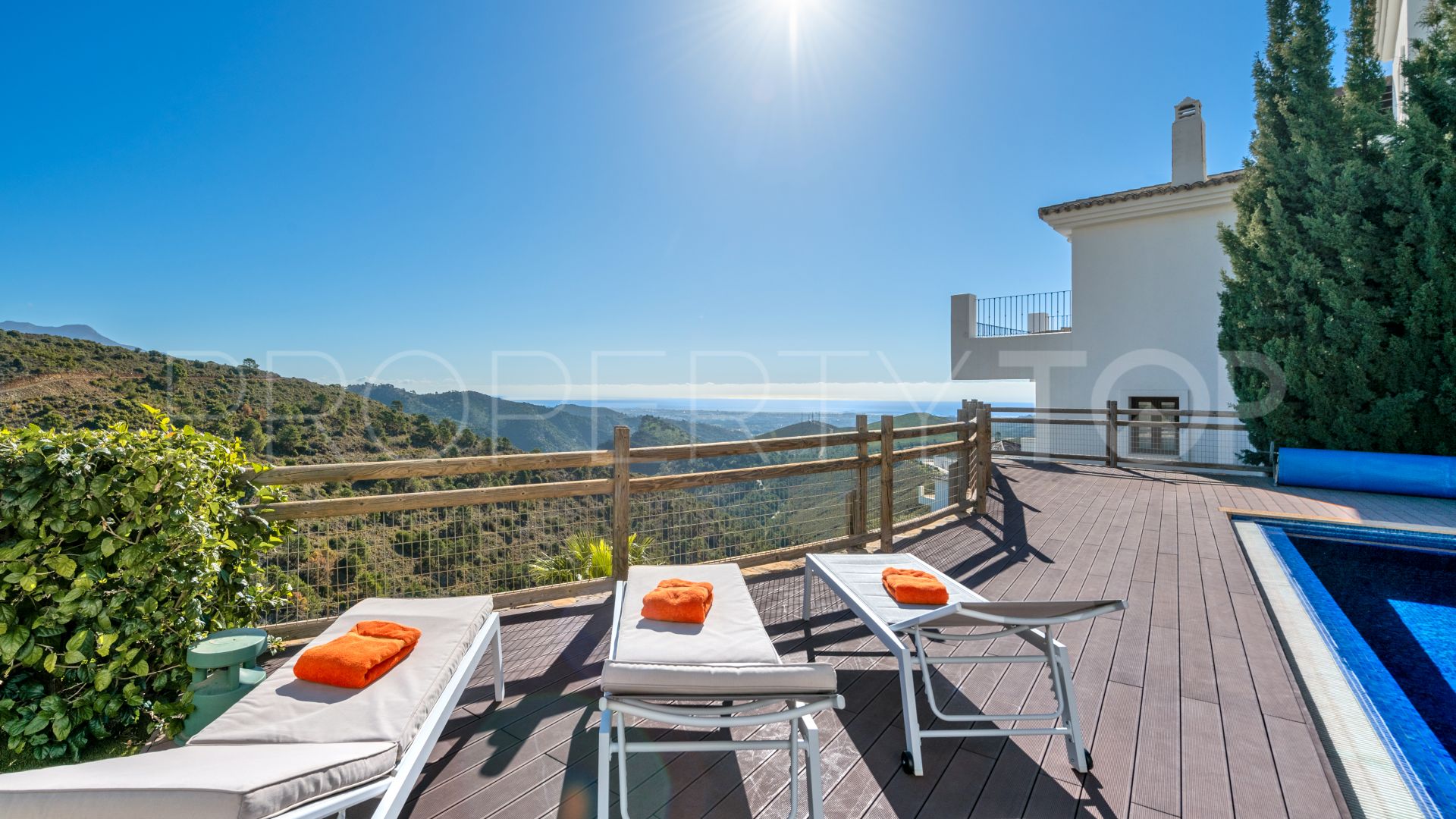 Villa a la venta en Benahavis Hills Country Club de 5 dormitorios