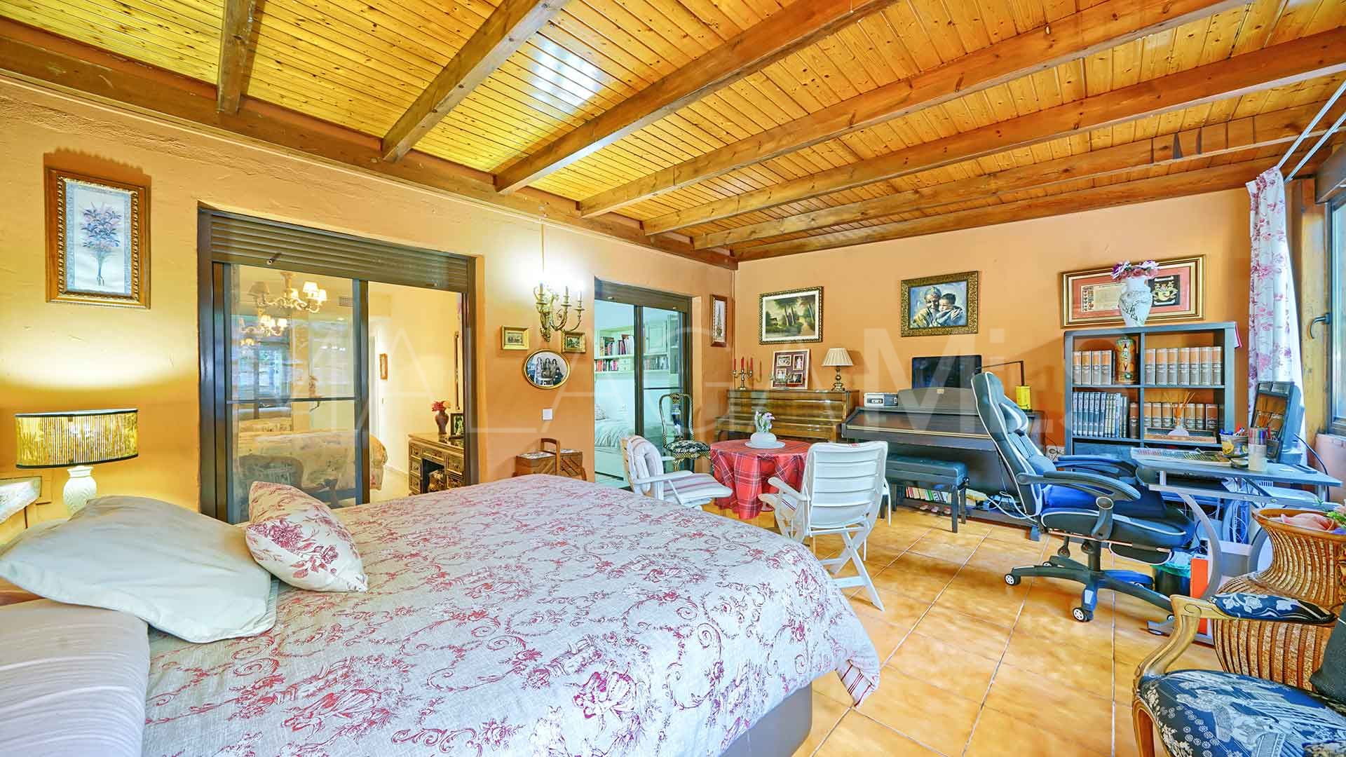 Costa Nagüeles III ground floor apartment for sale